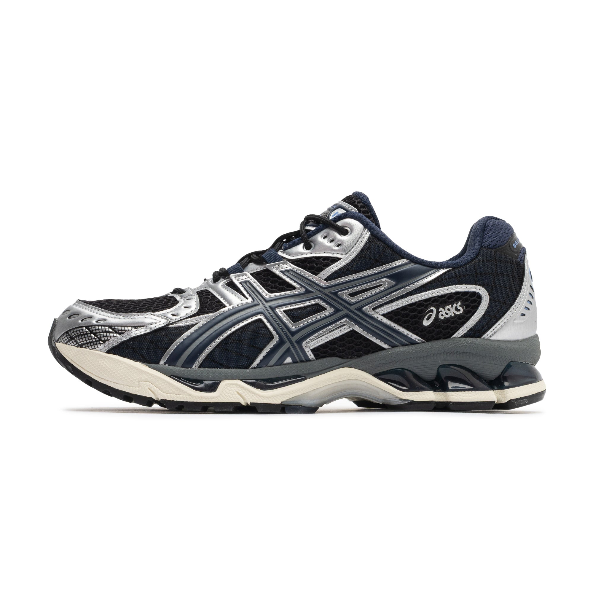 Gel-Nimbus 10.1 Black 1203A543-003 – Capsule