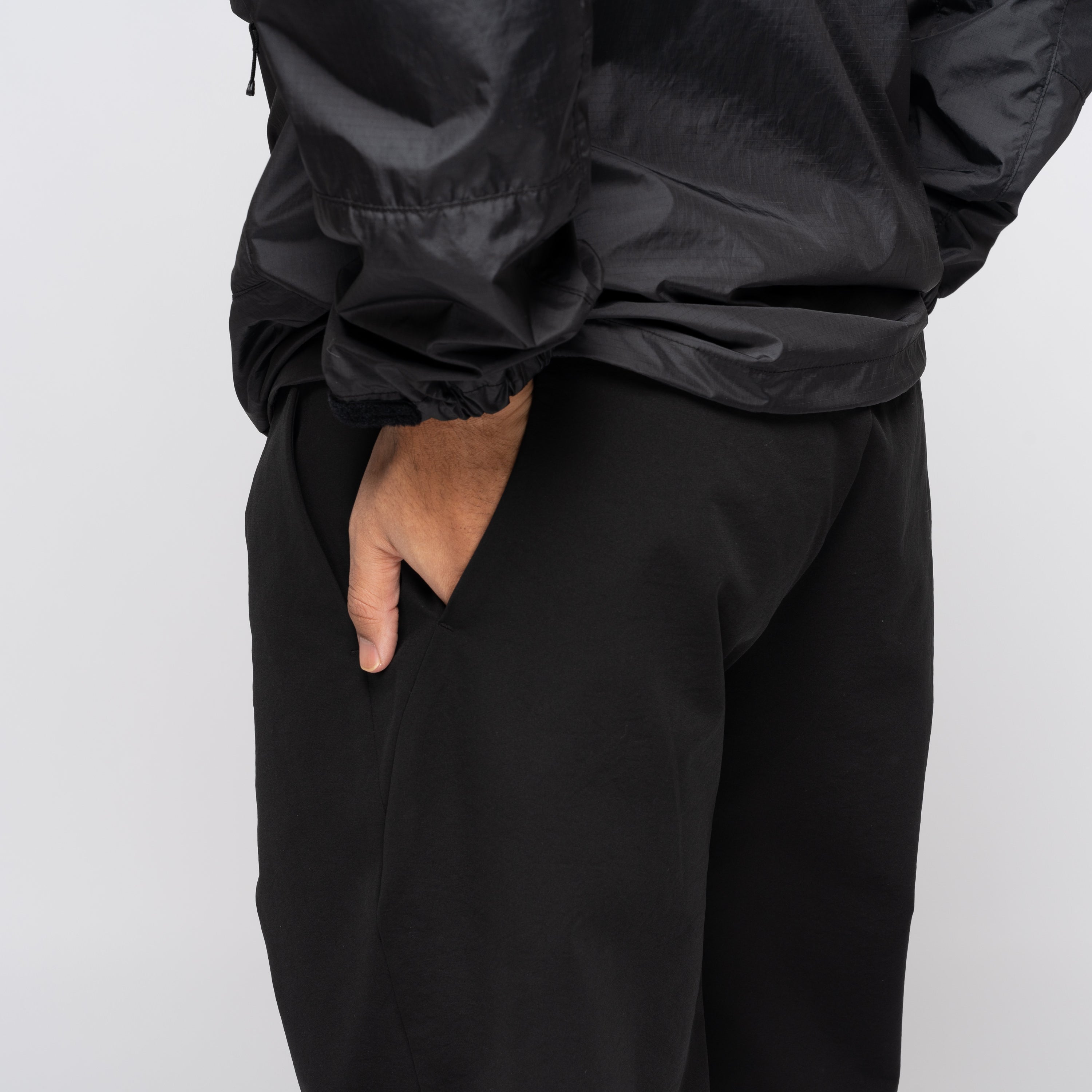 One Tuck Tapered Stretch Pants Black GL74198