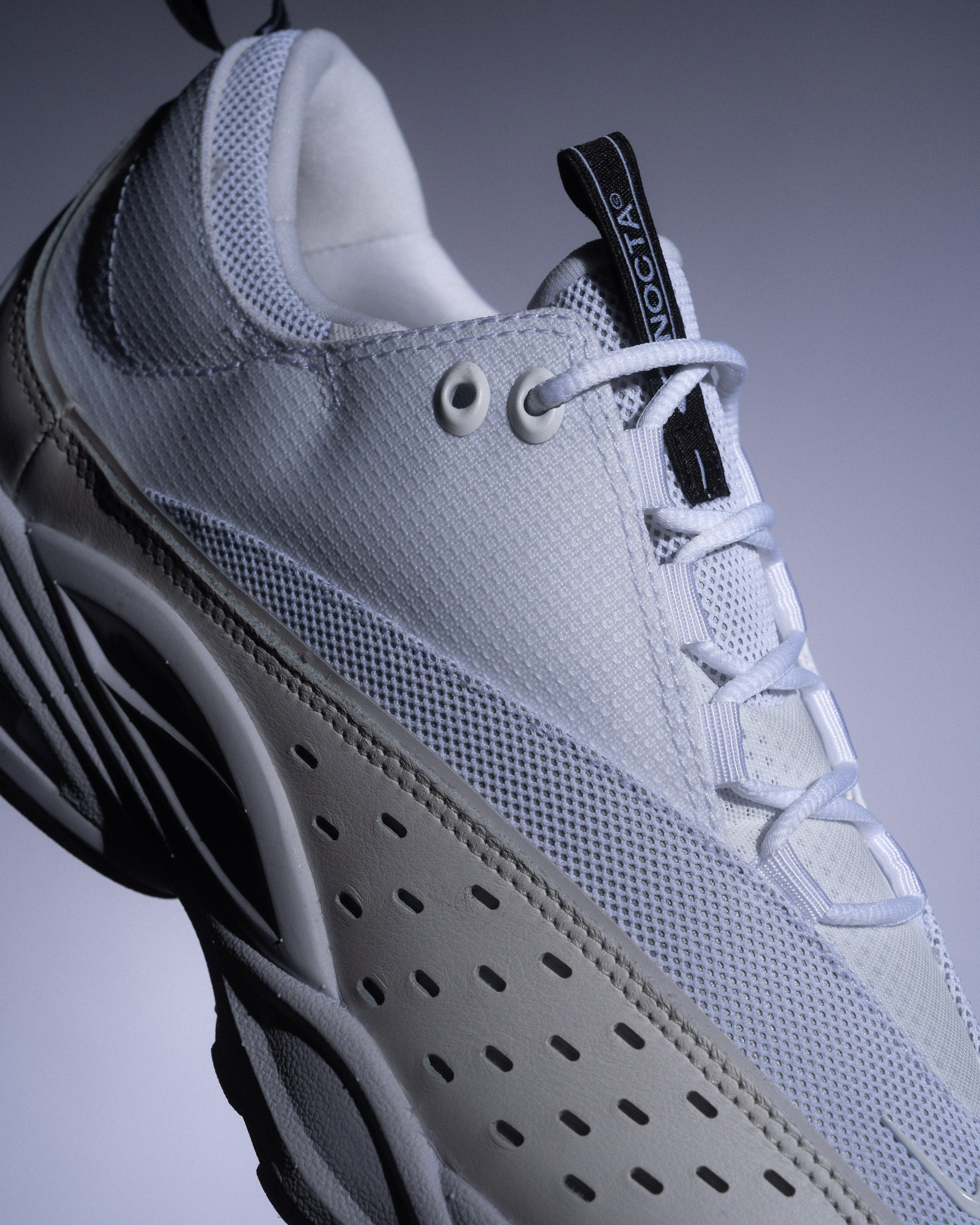 Perneiras para coxa Nike Pro Combat Thigh Sleeve 2.0 preto branco