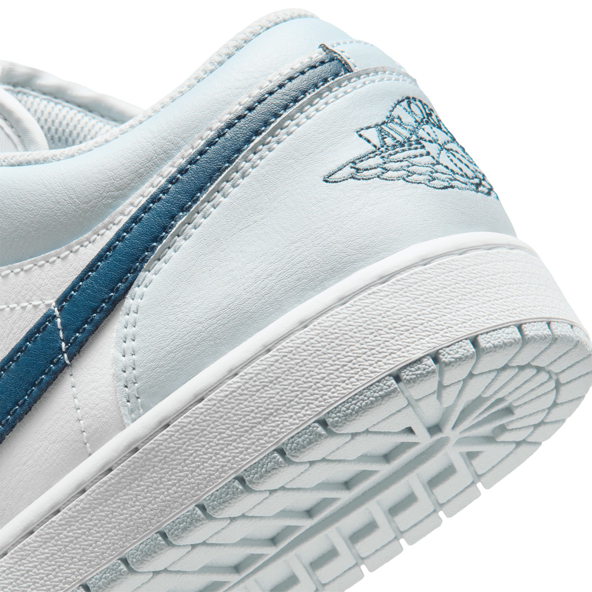 Air Jordan 1 Low AURA/SQUADRON BLUE 553558-400 – Capsule