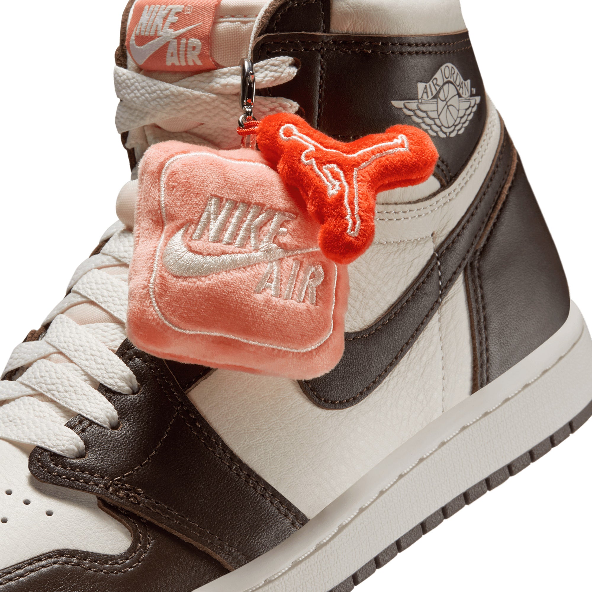 Women's Air Jordan 1 Retro High OG BAROQUE BROWN FD2596-200