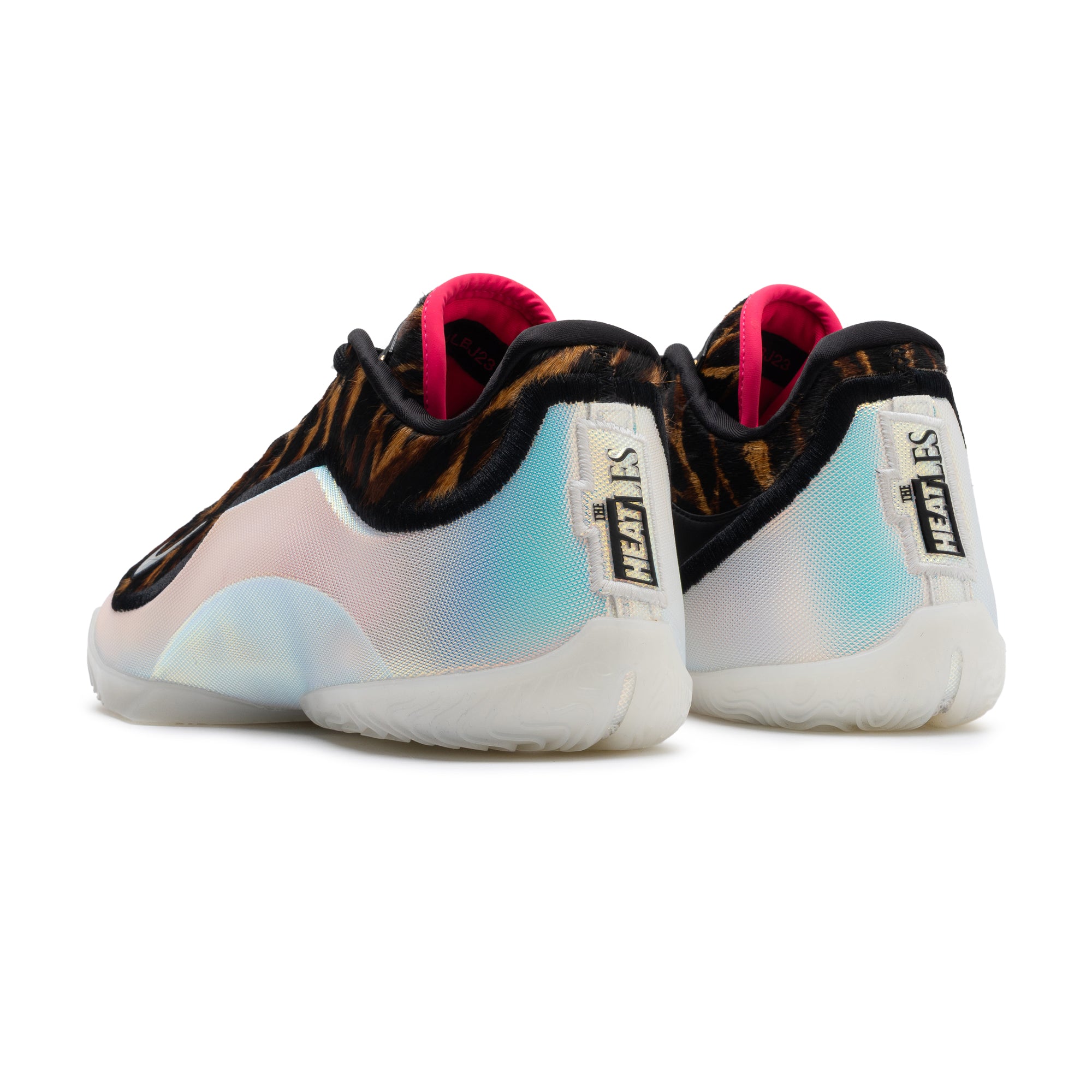 LeBron XXIII Heat Wave WHITE/MULTI-COLOUR IO1115-100 – Capsule