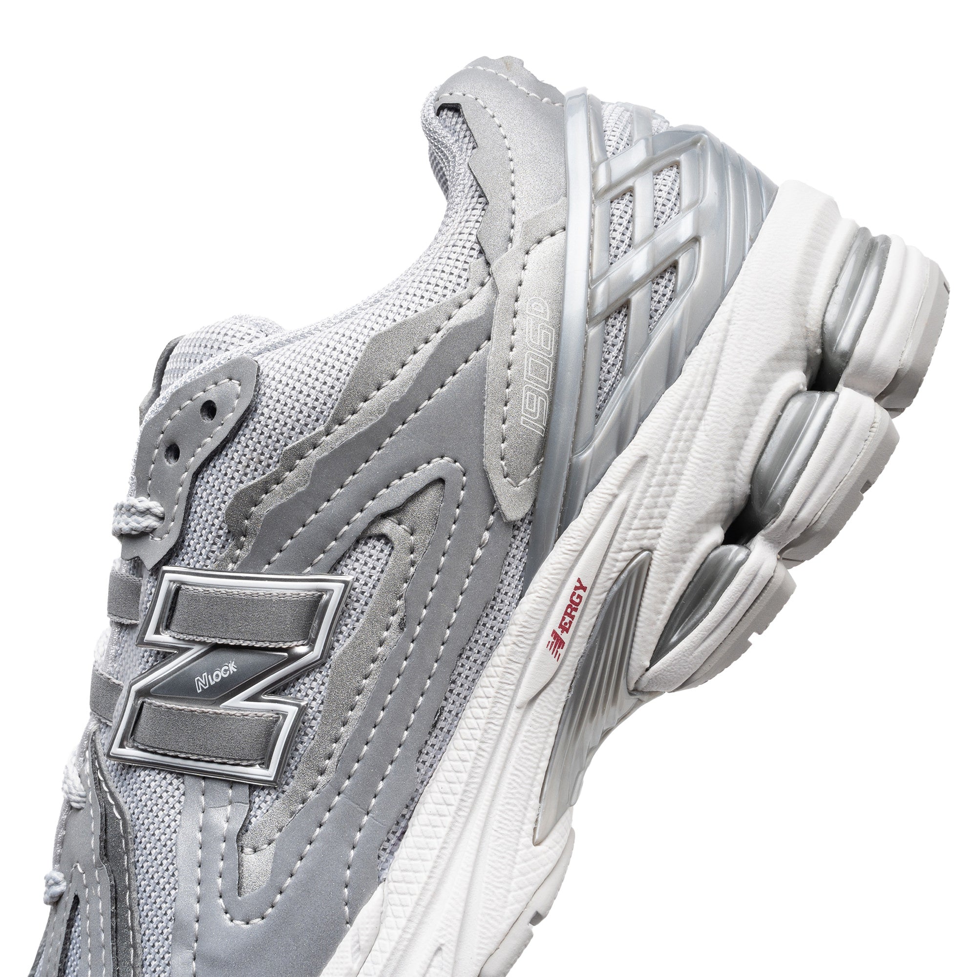 New balance on sale 990v4 reflective