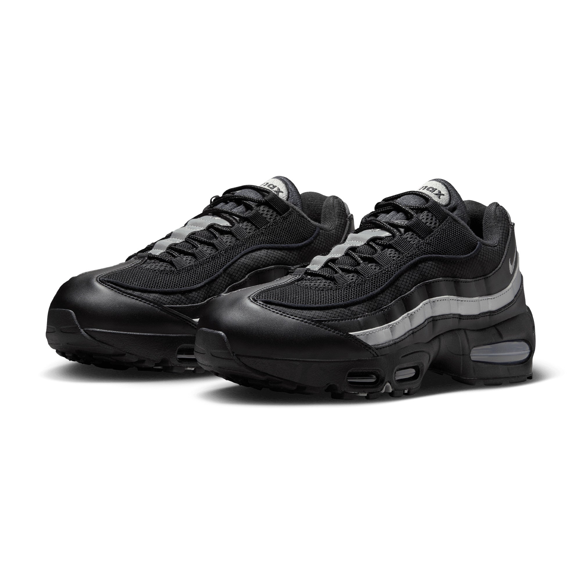 Nike Air Max 95 ブラック　28cm NIKE☆Air Max 95☆エアマックス 95 エッセンシャル☆ブラック