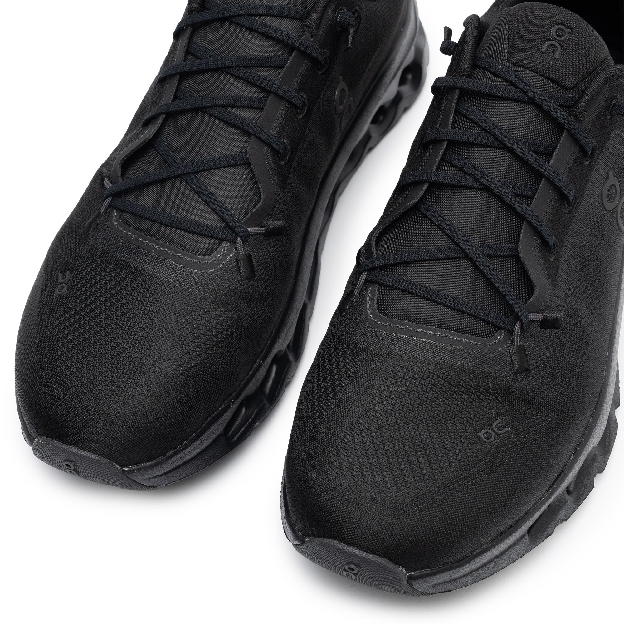 Cloudtilt Eclipse Black 3ME10100264 – Capsule