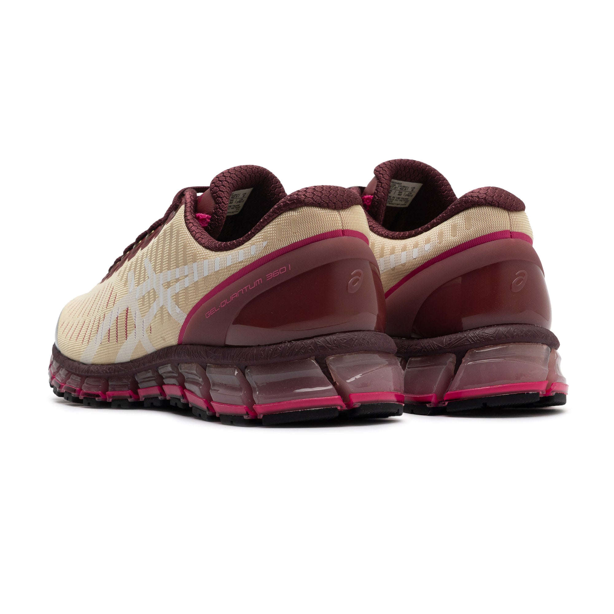 Above the Clouds Gel-Quantum 360 Brisket Red 1203A823-750