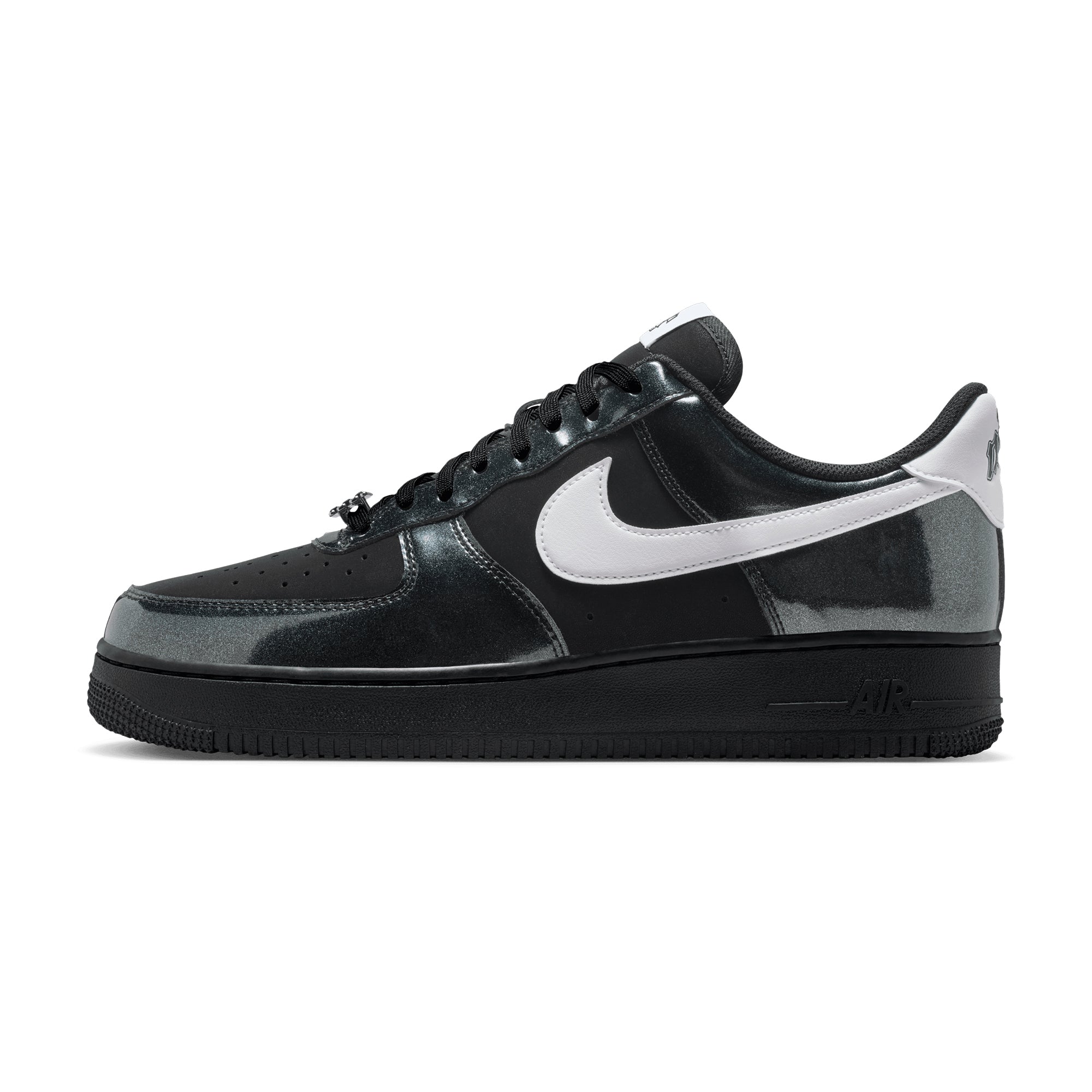 Nike Air Force 1 '07 LV8 Black/White IB6843-001