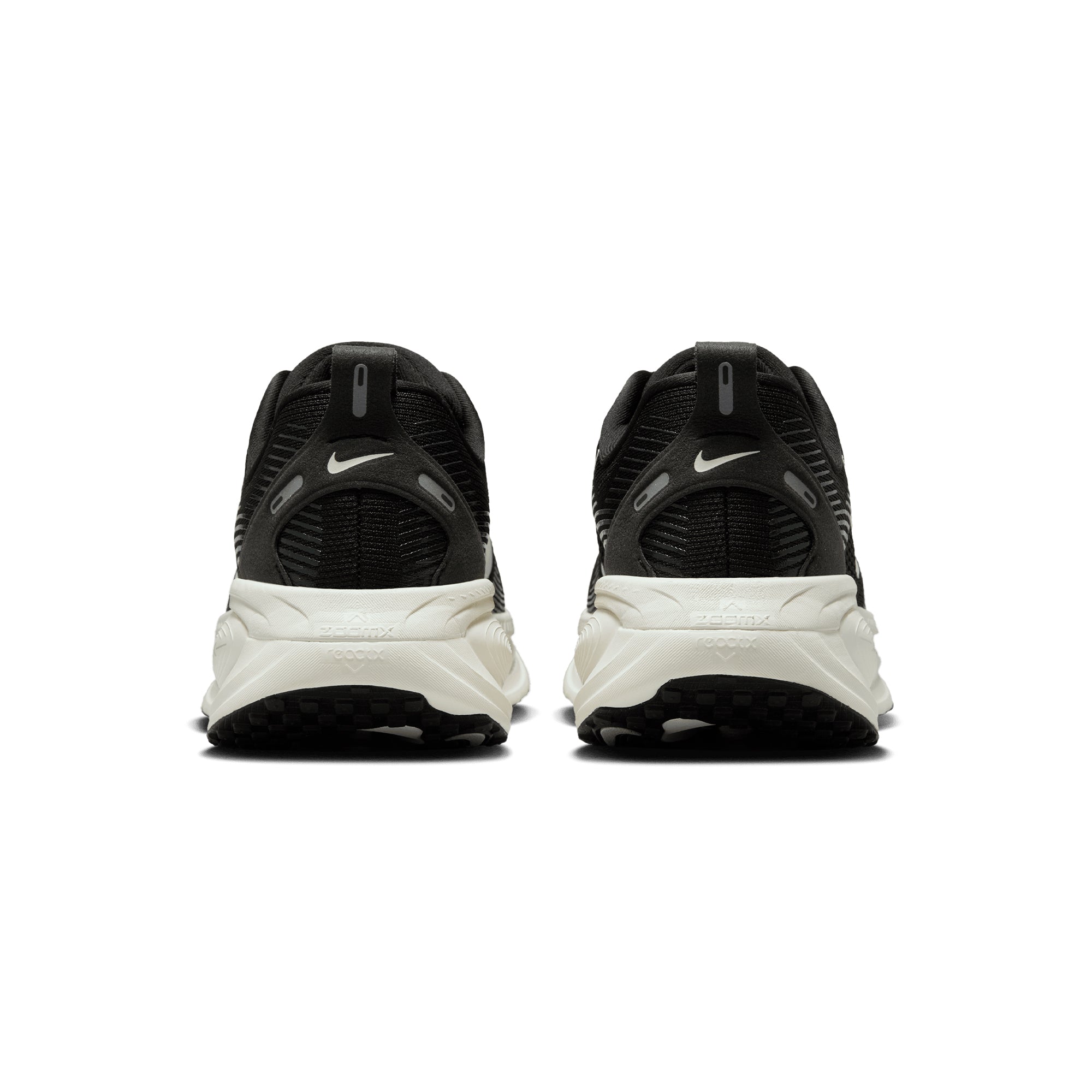 Women's Nike Vomero 18 BLACK HM6804-005