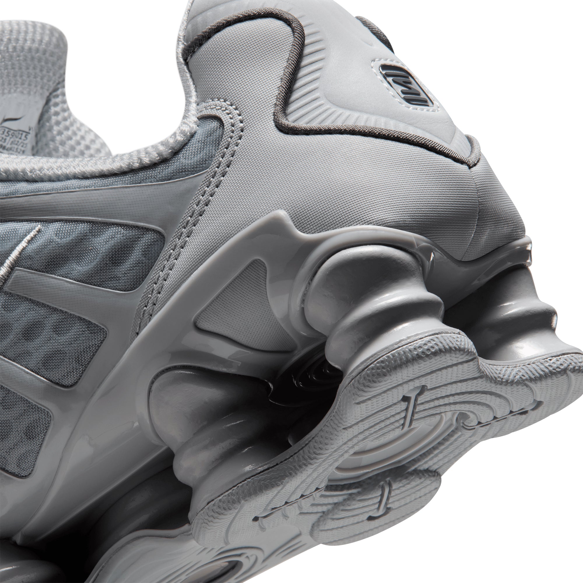 Nike Shox TL WOLF GREY/IRON GREY AV3595-015 – Capsule