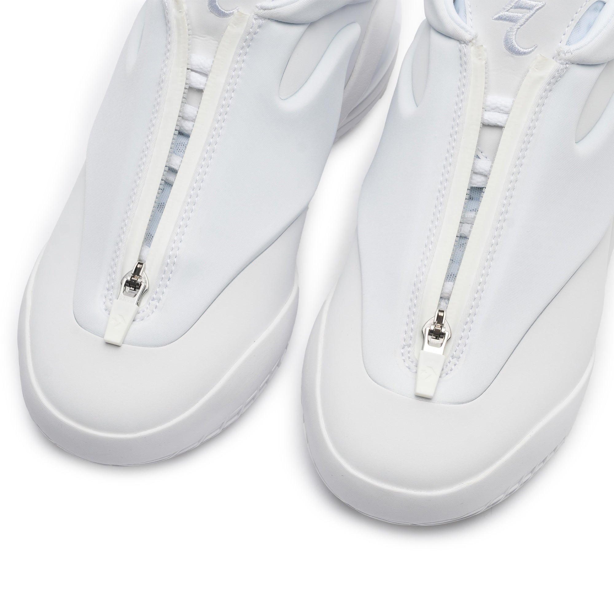 Shai 001 White A19934C