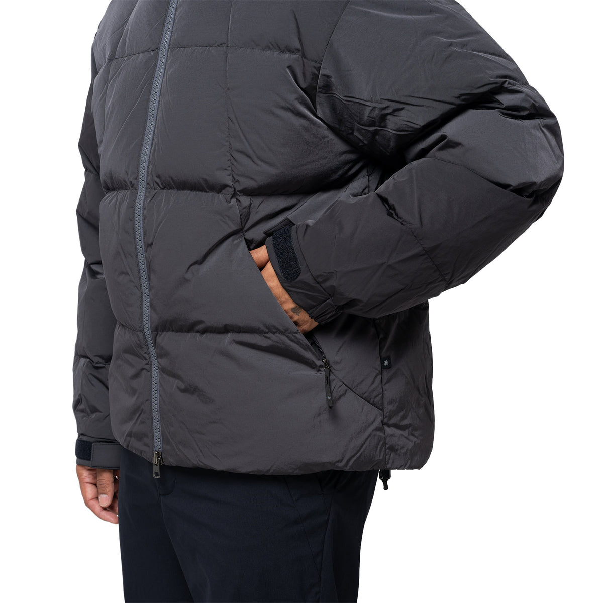 Dope Dyed Ripple Nylon Down Jacket Deep Charcoal GL26330