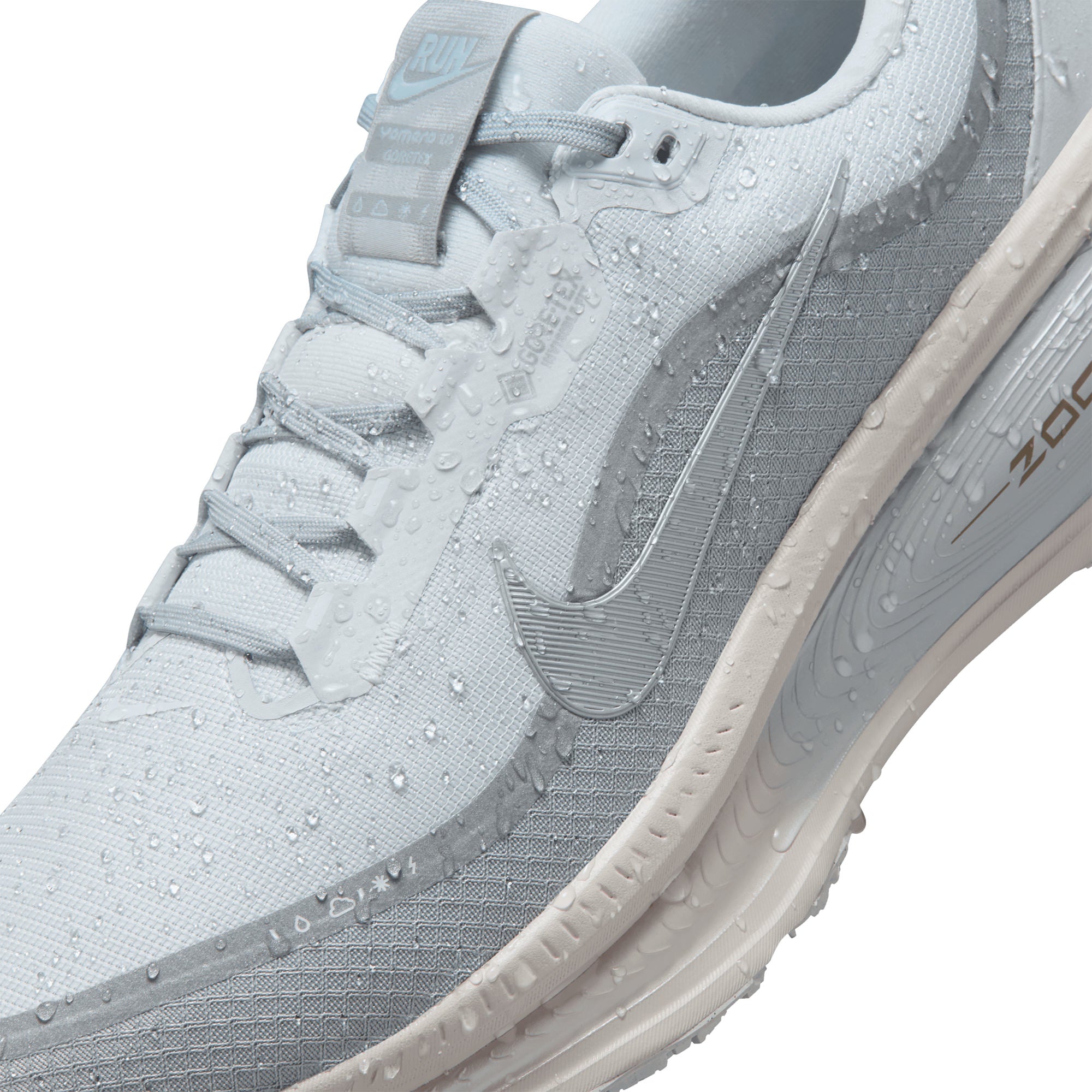 Nike Vomero 18 GORE-TEX PURE PLATINUM HQ7001-003