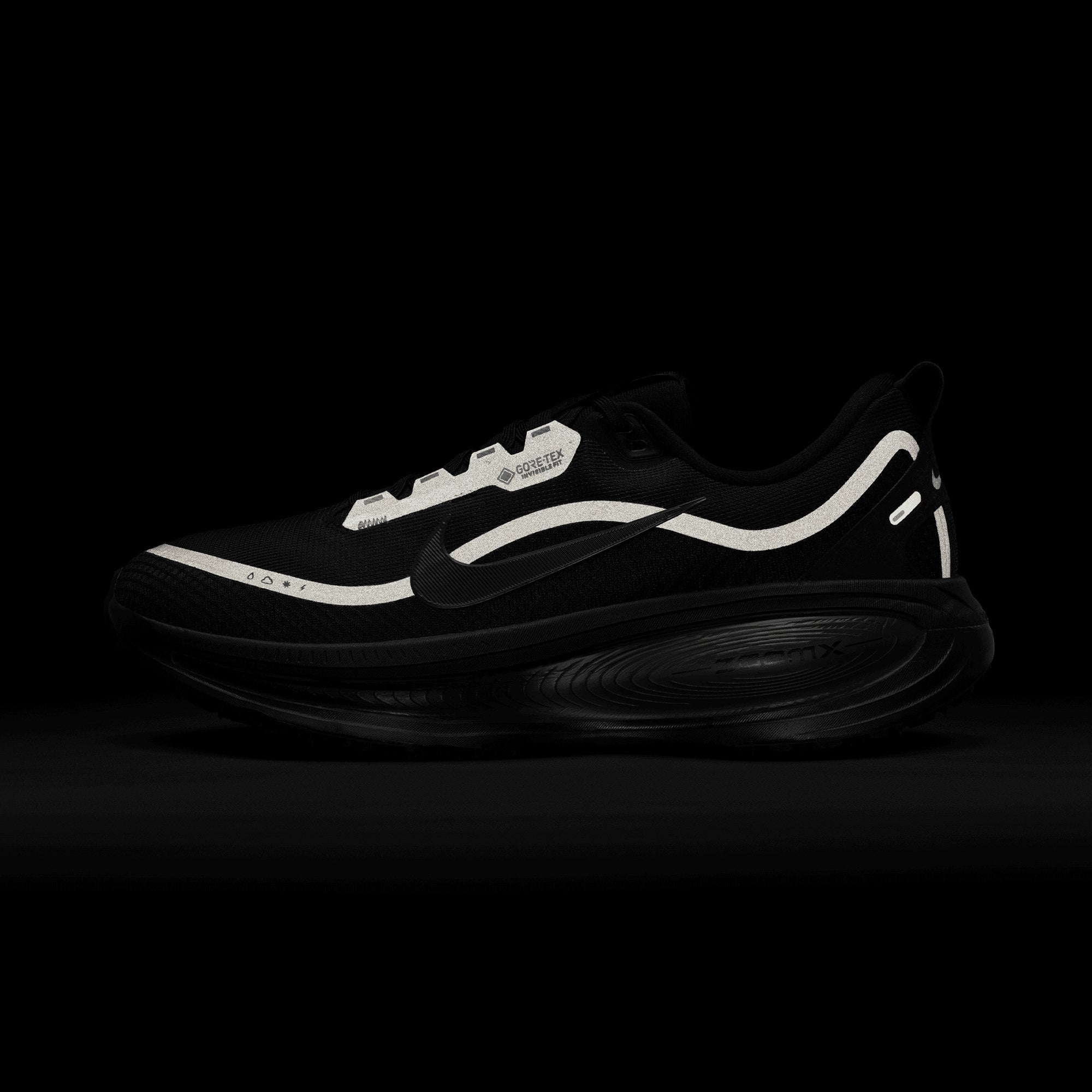 Nike Vomero 18 GORE-TEX BLACK HQ7001-001 – Capsule