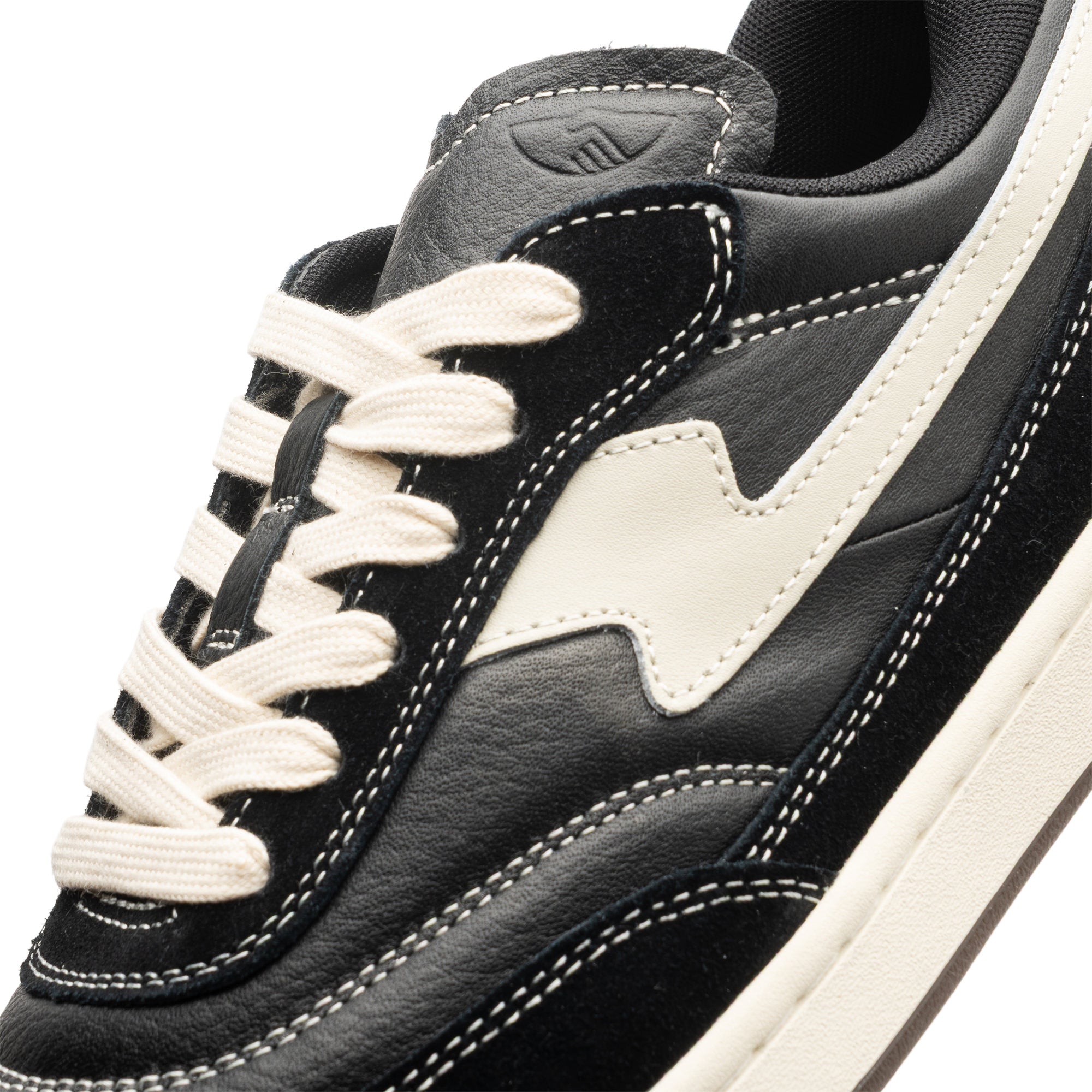 CASSON S-STRIKE LEATHER SUEDE BLACK YQ04010