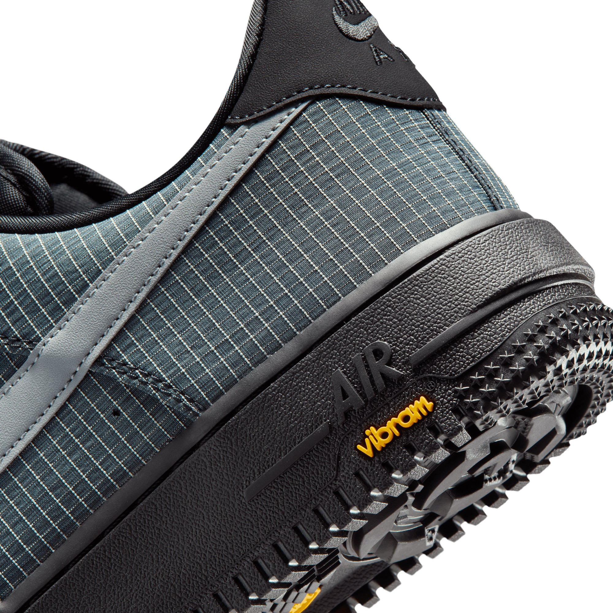 Nike Air Force 1 '07 LX Vibram BLACK/SMOKE GREY-LT LEMON TWIST IH1943-002