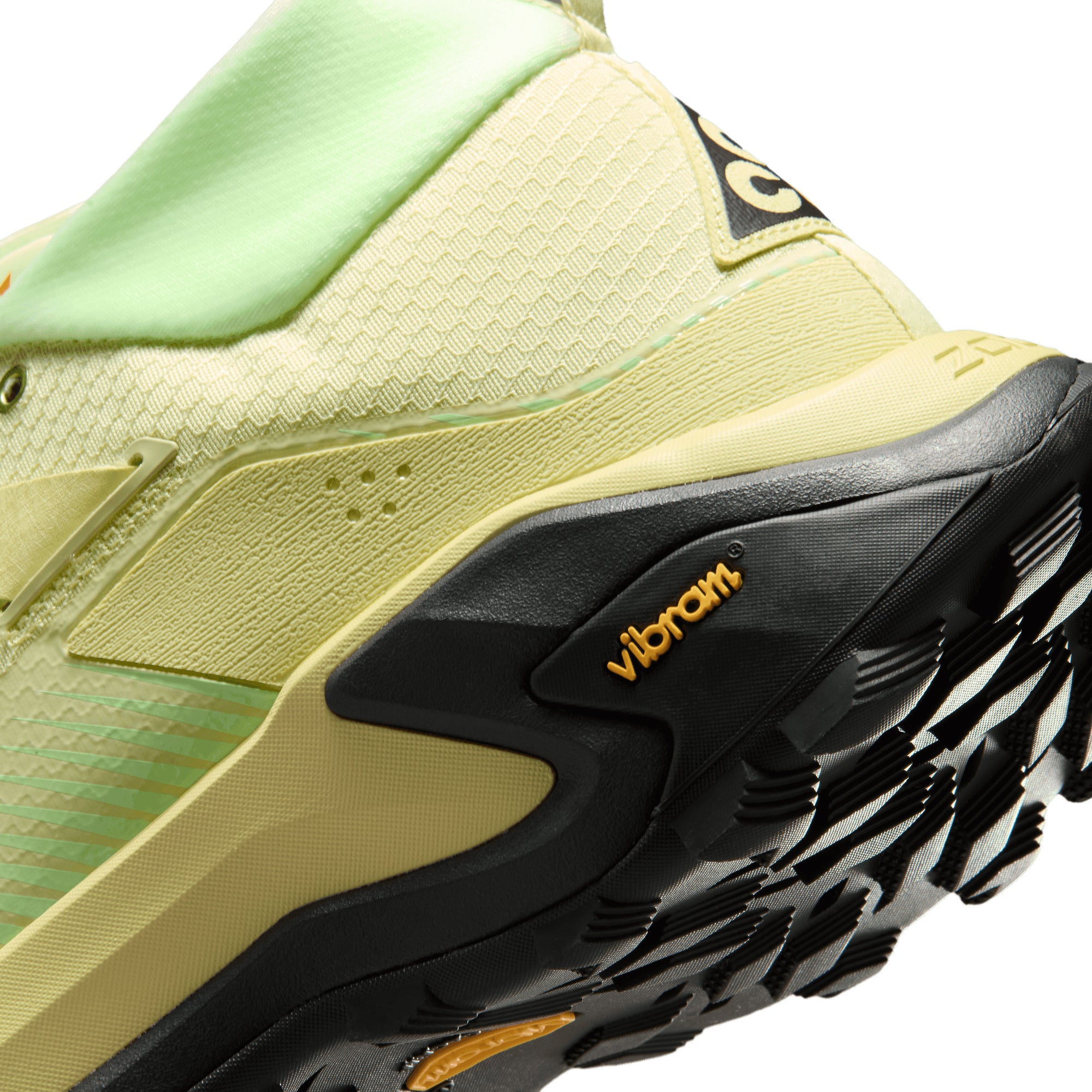 Nike ACG Zegama Hike LIFE LIME/DK SMOKE GREY IO7854-701 – Capsule