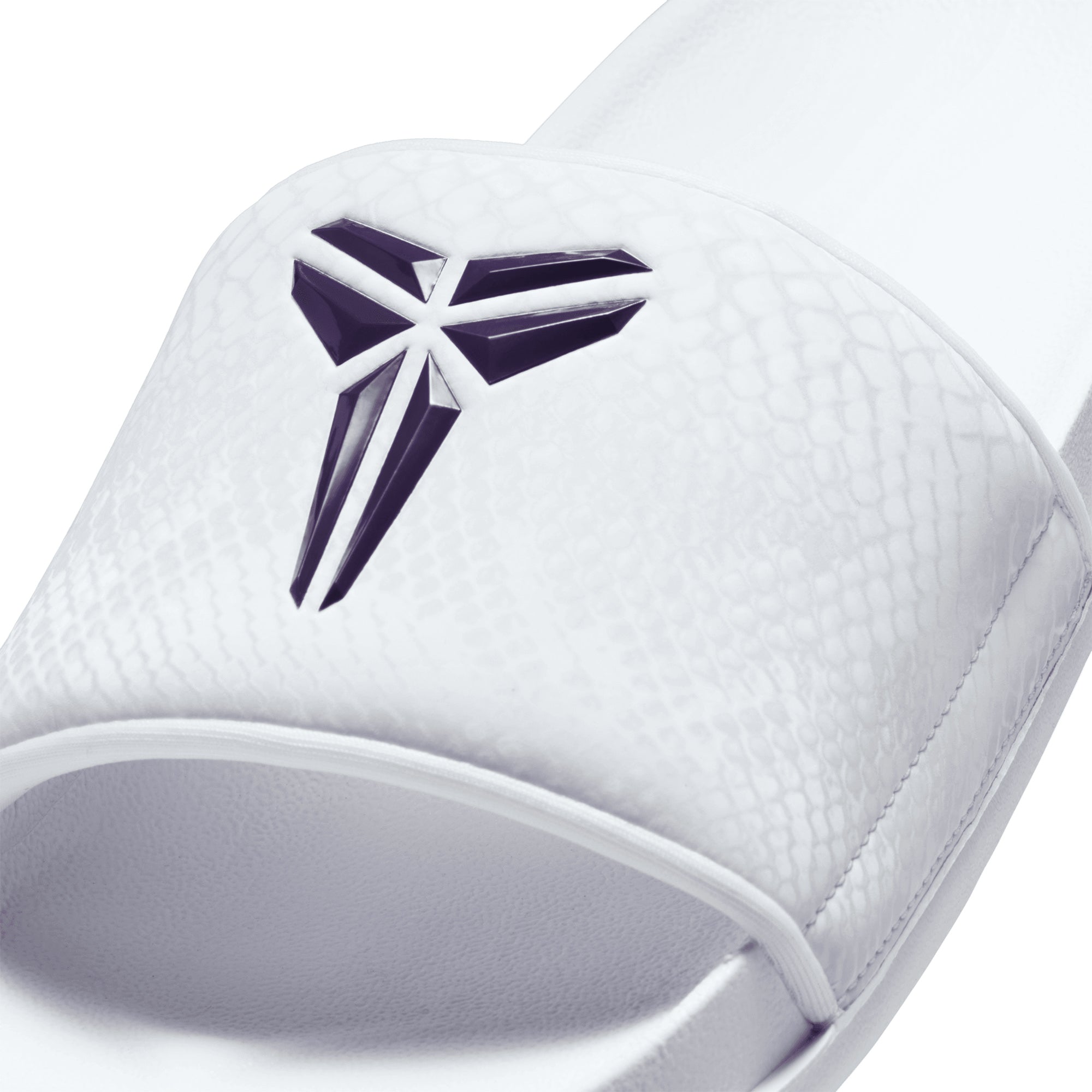 Kobe Offcourt Slide White/Court Purple IF2870-101