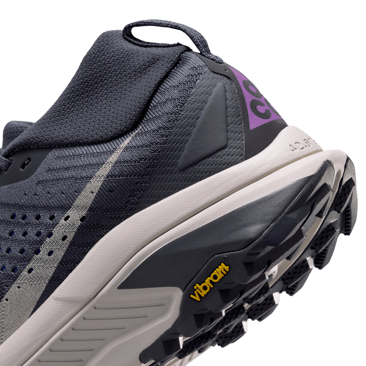 ACG Zegama Trail GRIDIRON/CREAM II HV8113-007