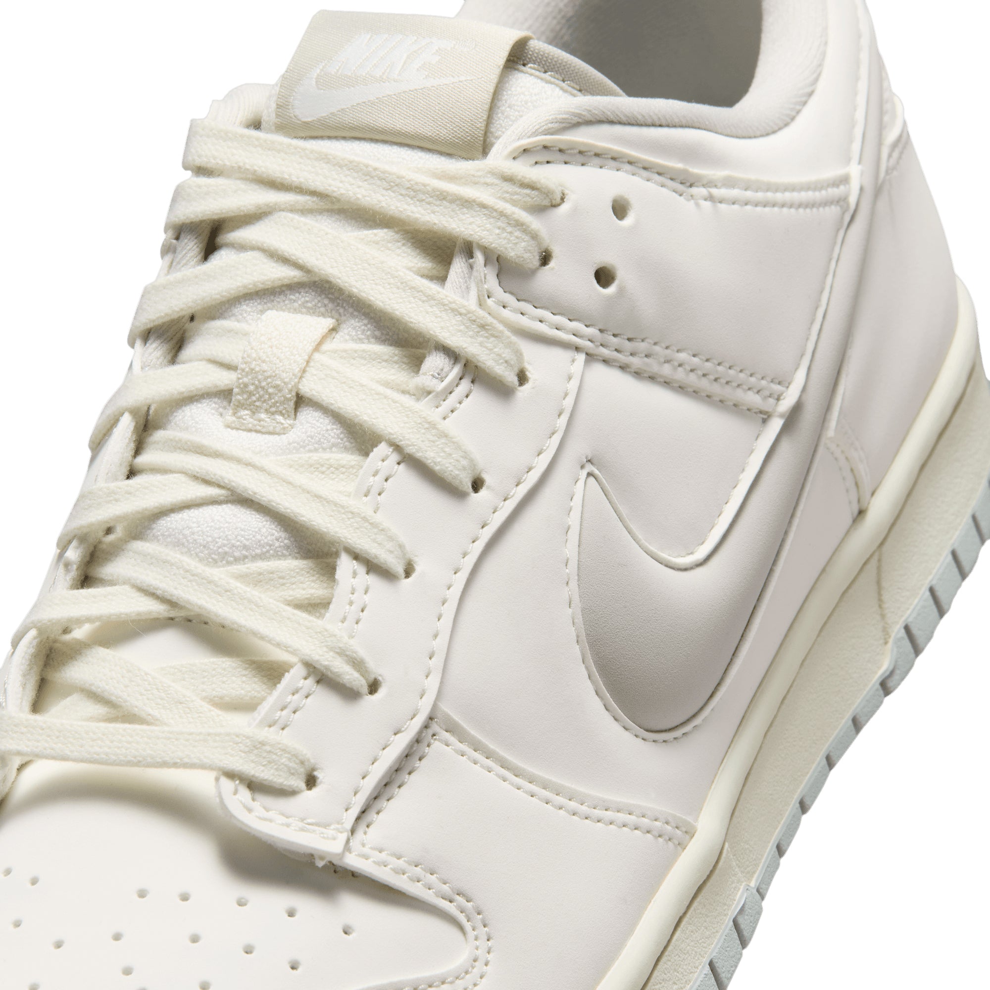 Nike Dunk Low Retro PRM SAIL/LIGHT BONE-COCONUT MILK IM4411-100
