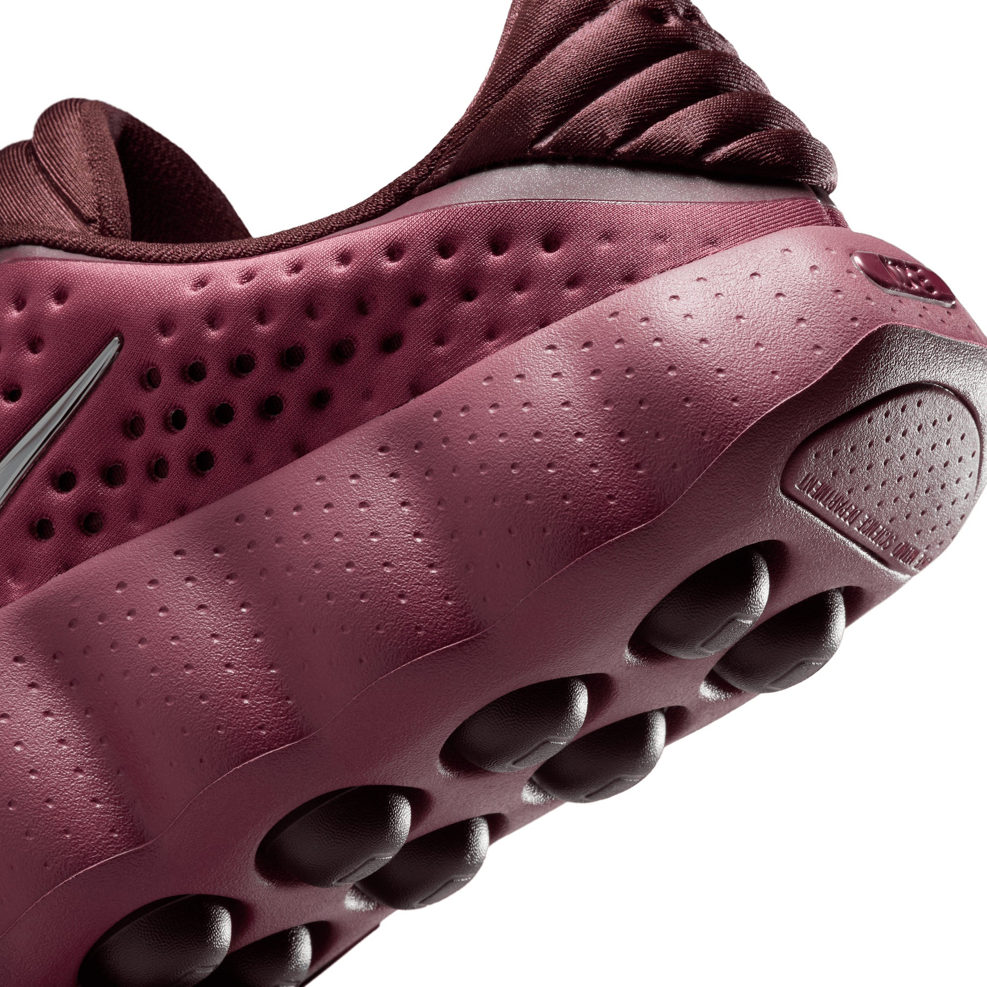 Women's Nike Mind 002 PINK SMOKE/METALLIC SILVER HQ4310-600