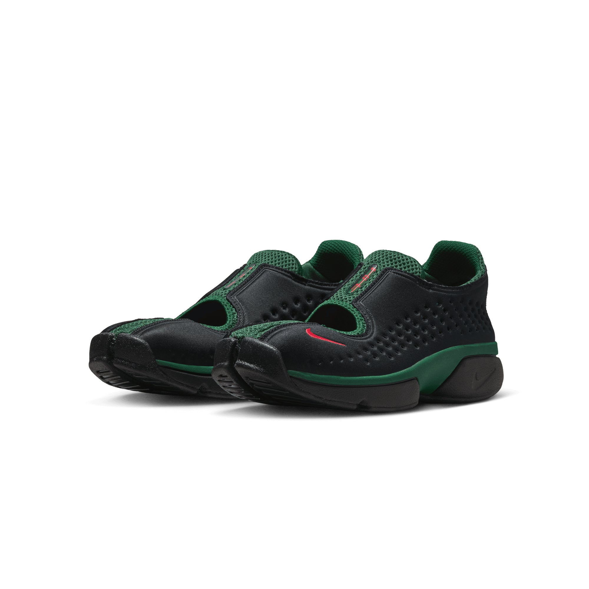 Women's Nike Rift 2 BLACK/FIRE RED-TM DARK GREEN IQ8006-002