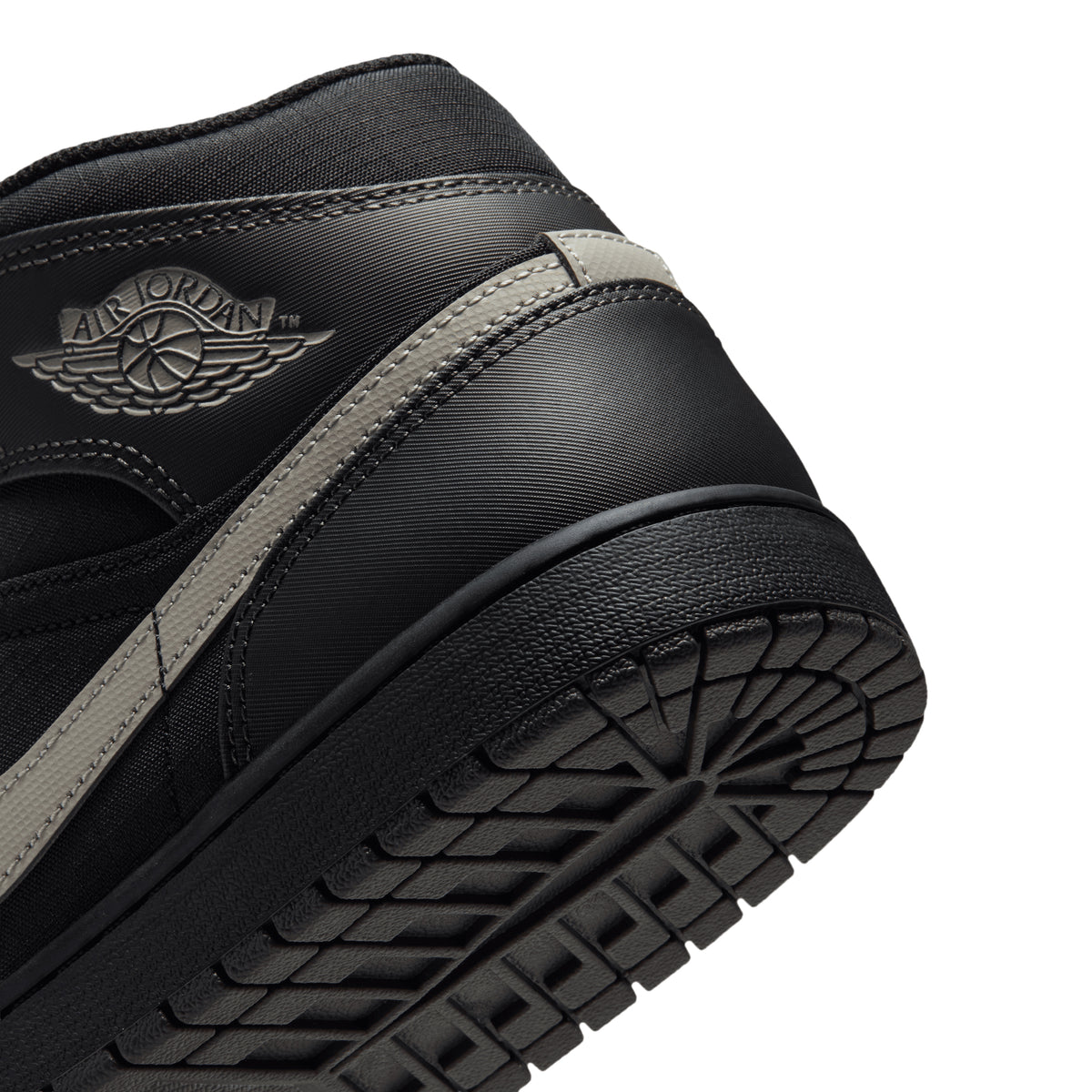 Air Jordan 1 Mid Utility BLACK/NEWSPRINT-SPRUCE FOG IX6982-001