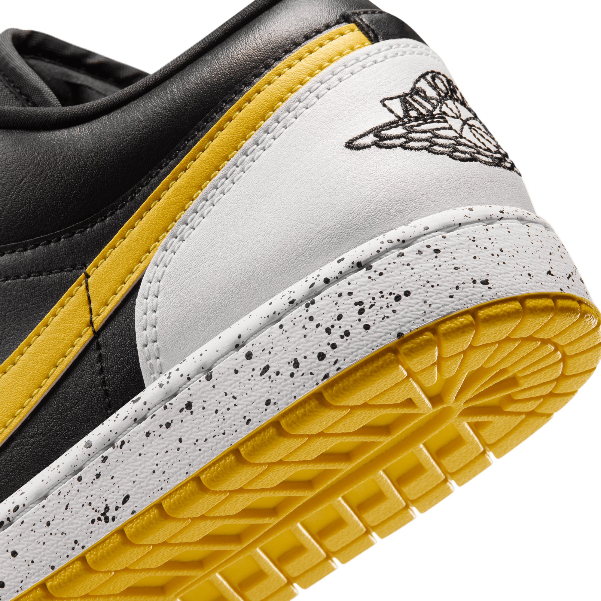 Air Jordan 1 Low SE BLACK/TOUR YELLOW IX3529-010