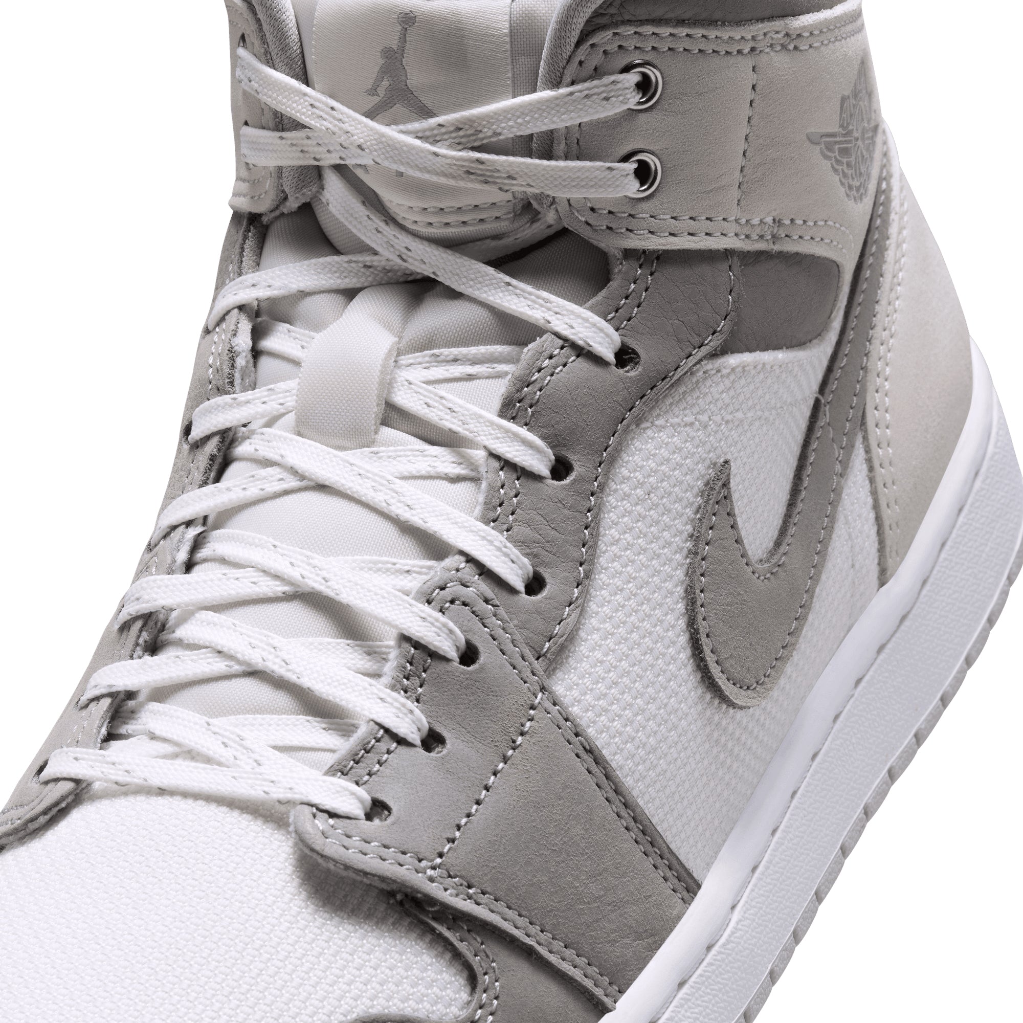 Air Jordan 1 Mid SE SUMMIT WHITE/LT SMOKE GREY-PHANTOM-SAIL IO2050-100