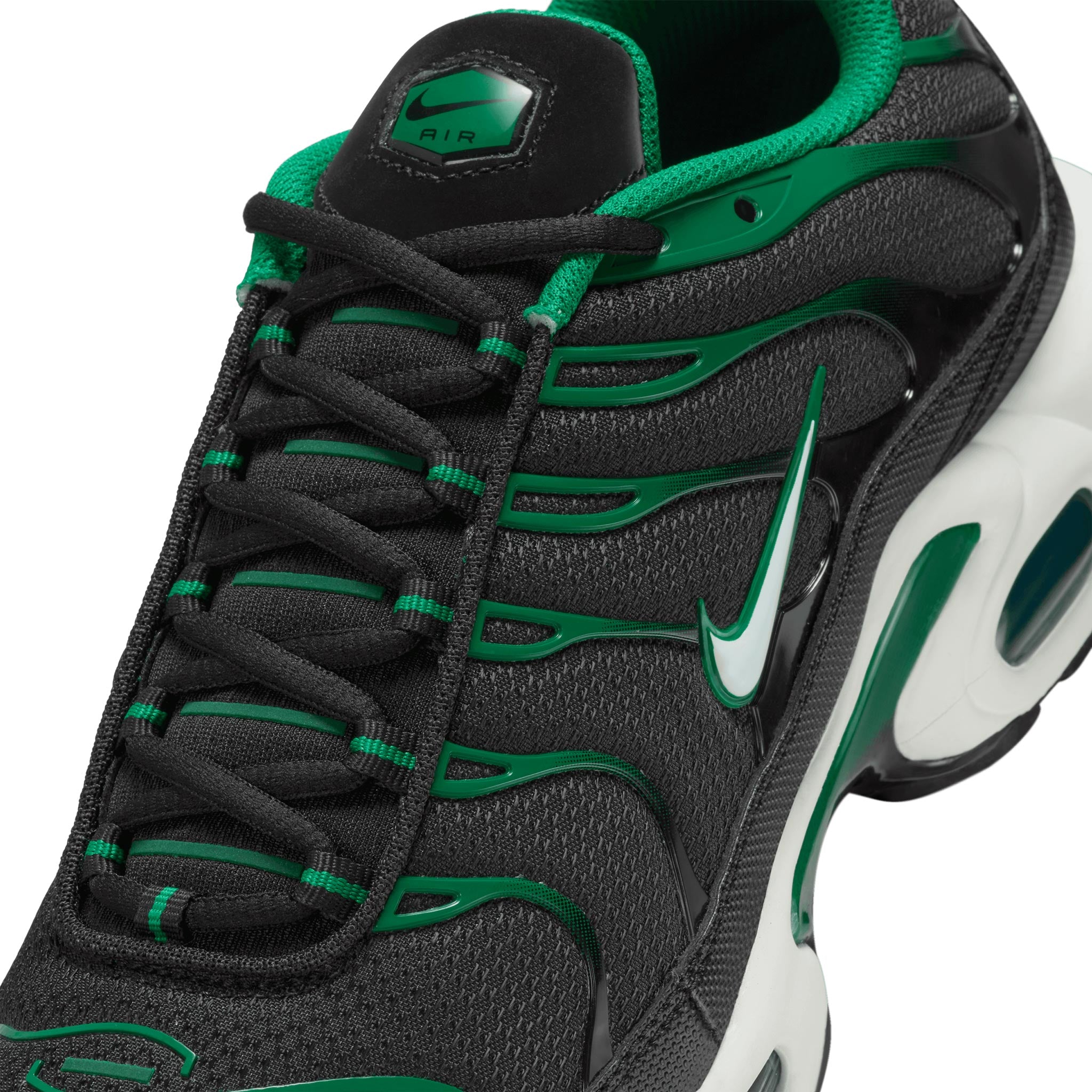 Brown and black clearance air max plus