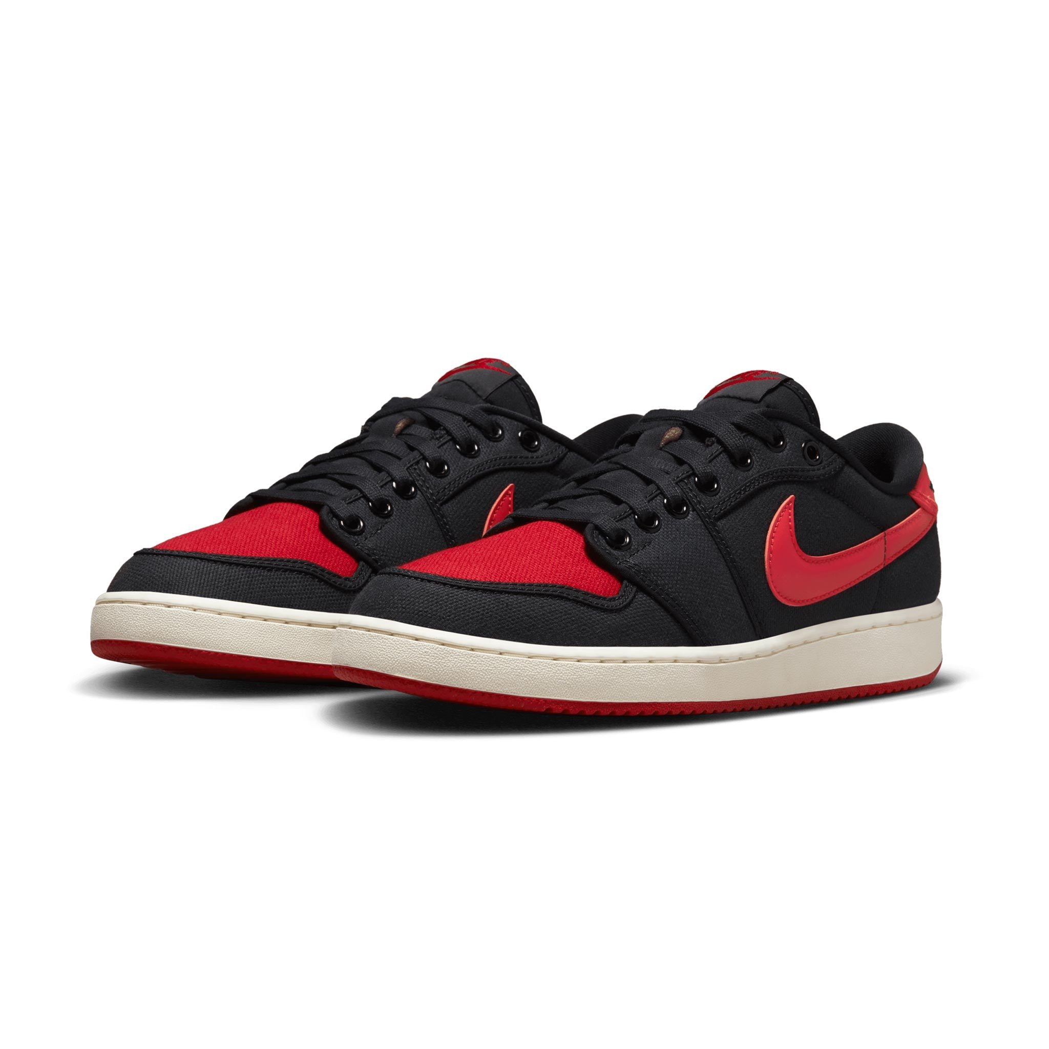 AJKO 1 Low DX4981-006 Black