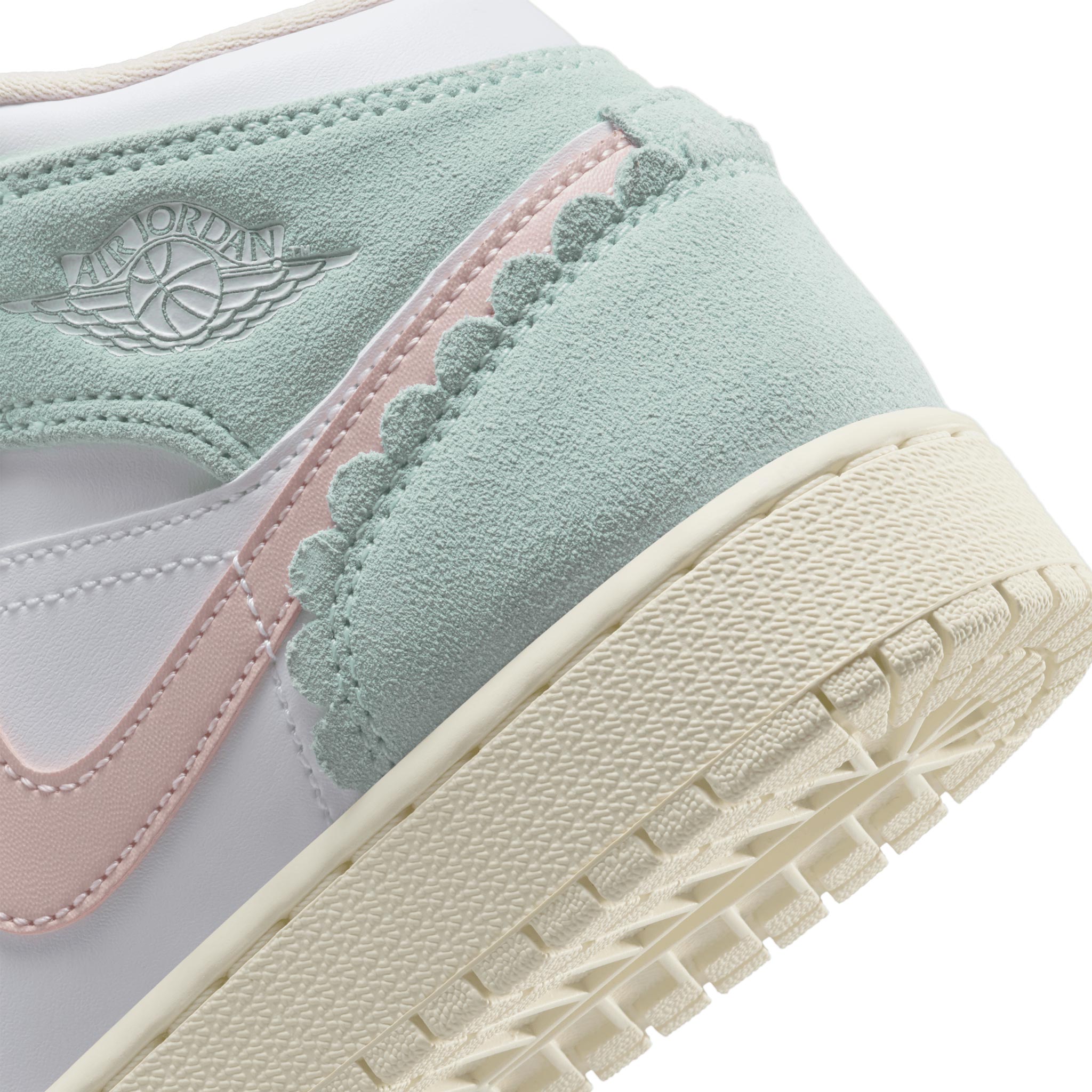 Air Jordan 1 Mid SE (GS) DZ5361-100 White