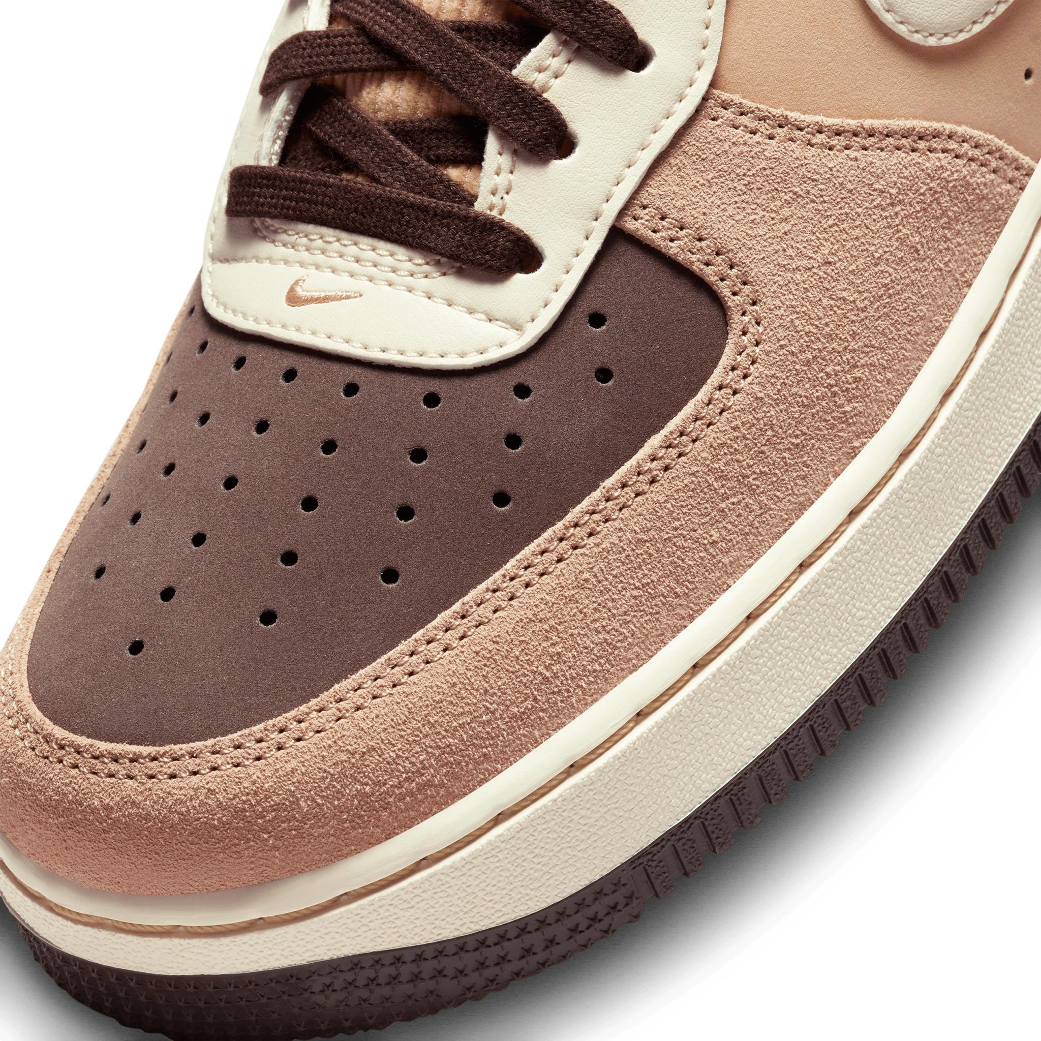 Air Force 1 07 LV8 EMB FB8878-200 Hemp