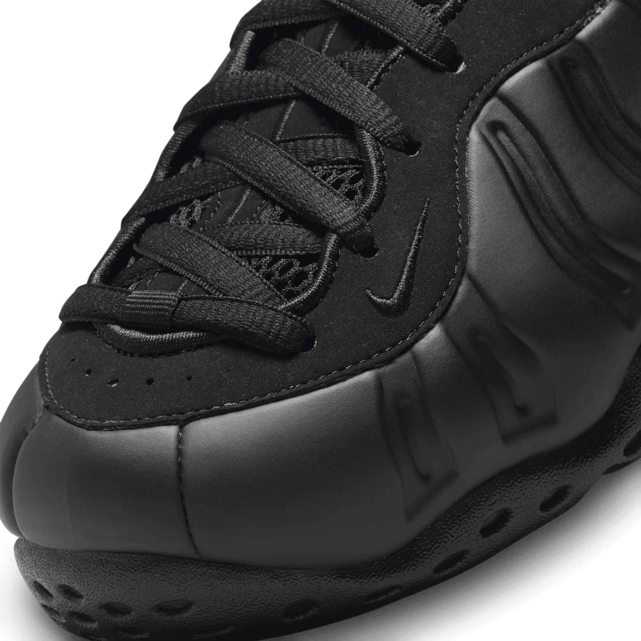 Nike Foamposite One Black FD5855-001 – Capsule