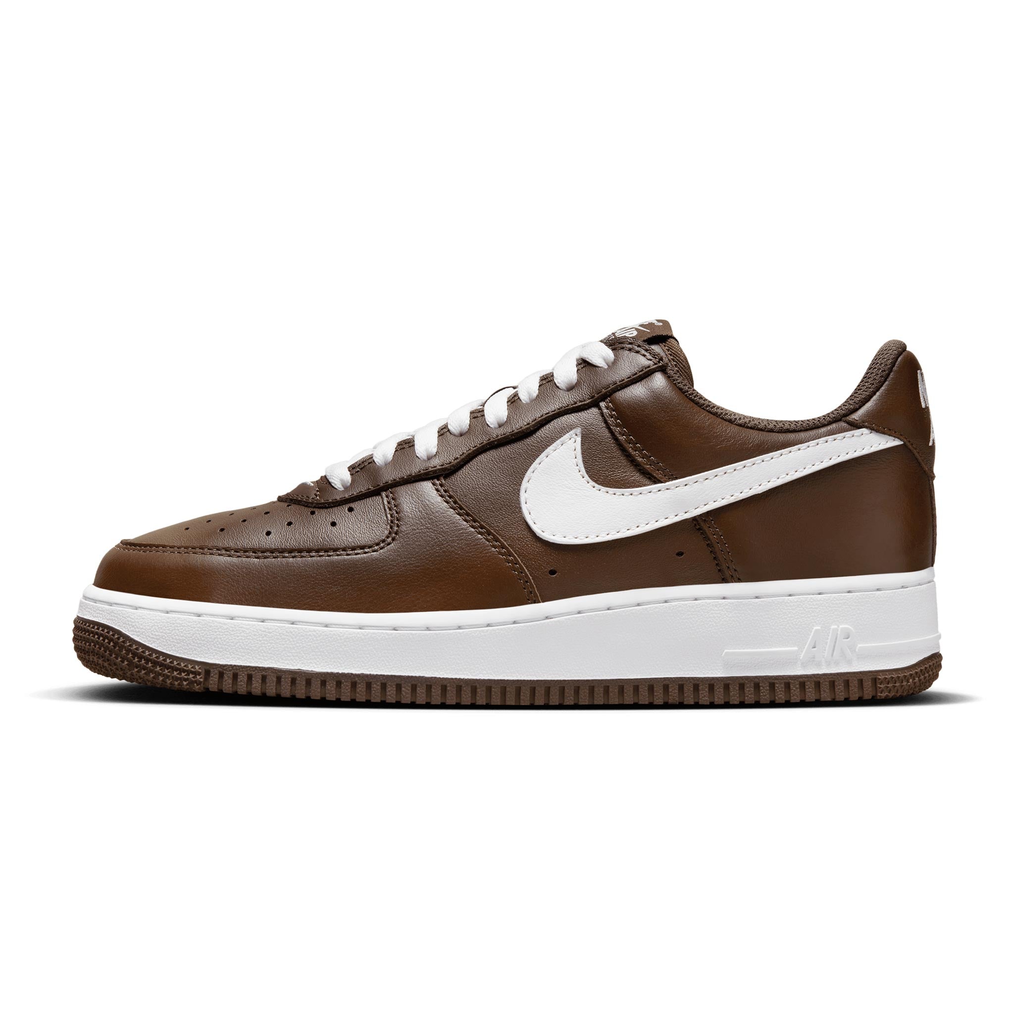 Air Force 1 Low Retro Chocolate FD7039-200