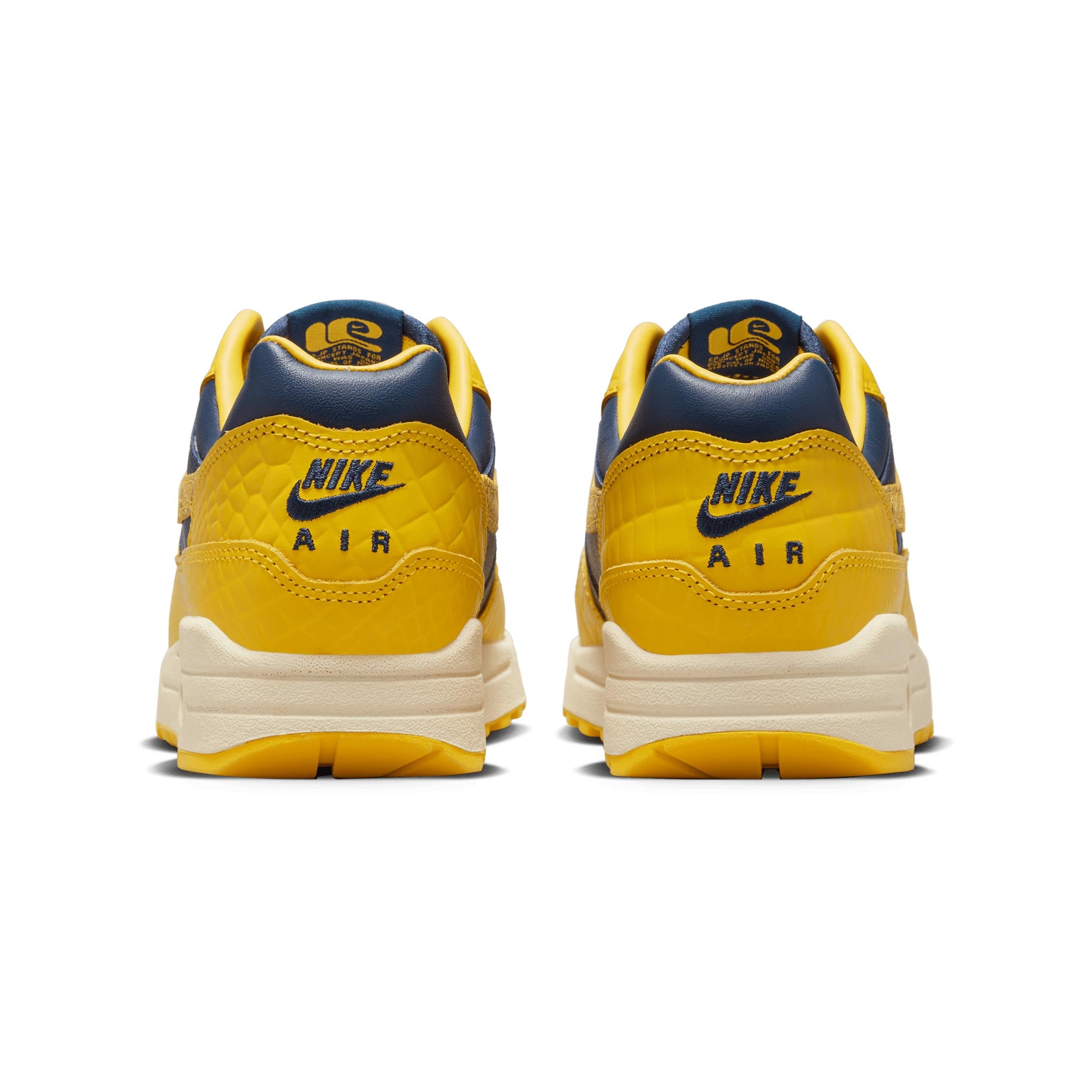 Navy blue air deals max 1