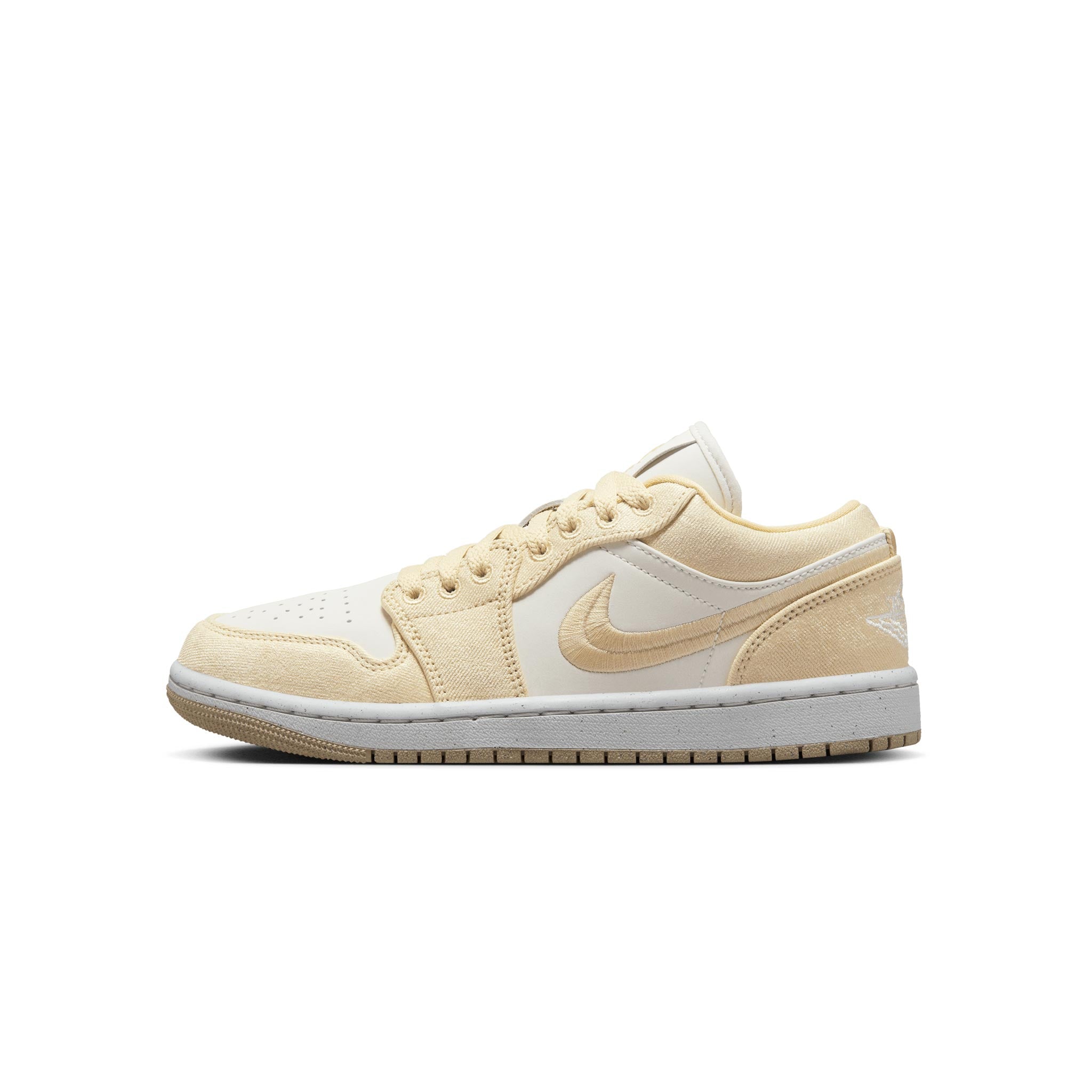 Women Air Jordan 1 Low SE FN3722-701 Team Gold – Capsule