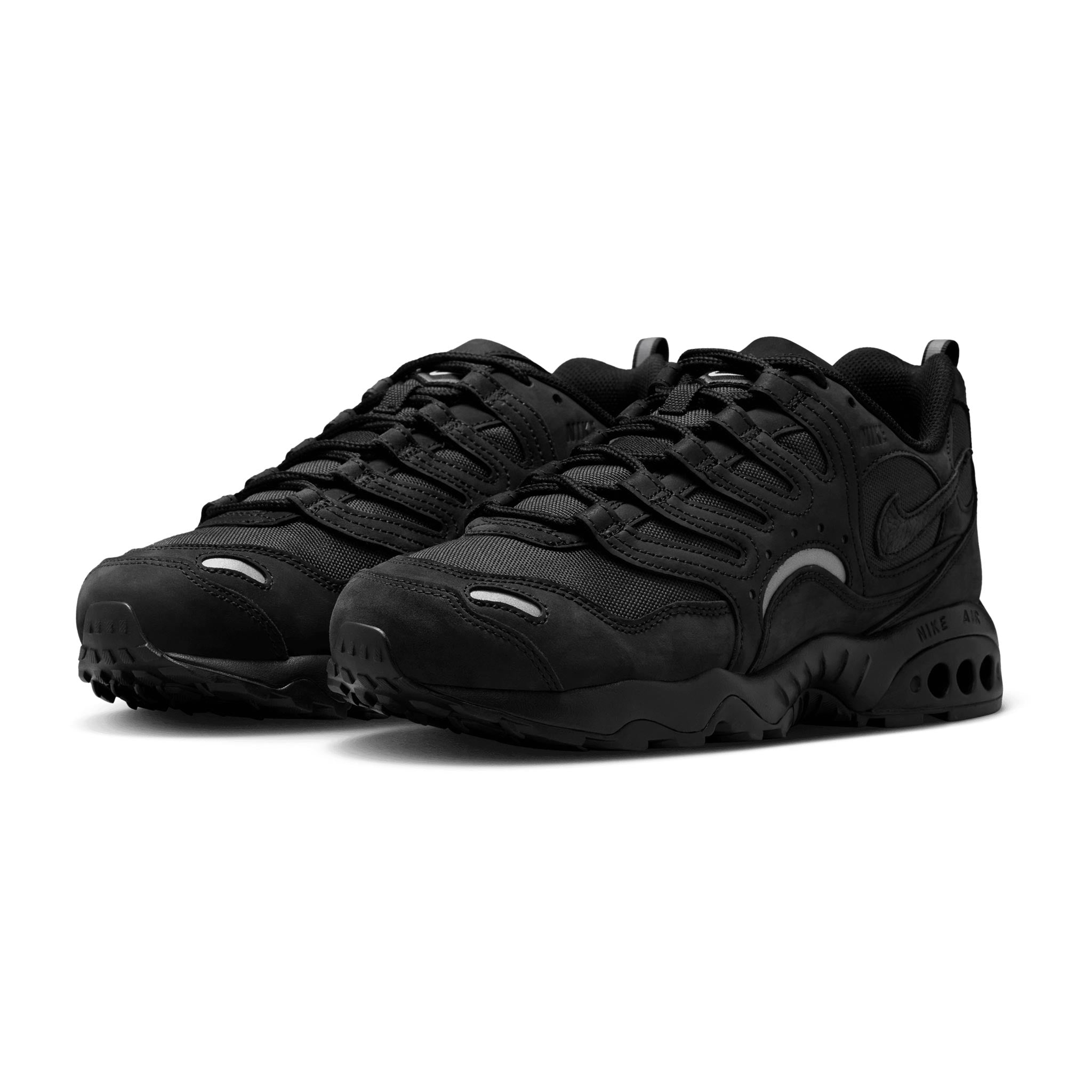 Nike air humara black outlet