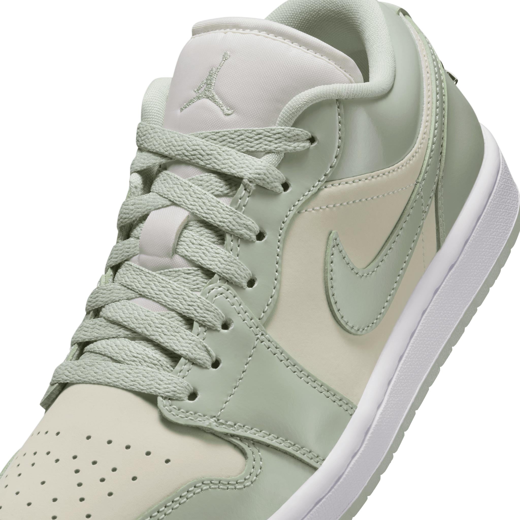Seafoam Air Jordan Low Sail Women's Air Jordan Low SE Sail/Seafoam