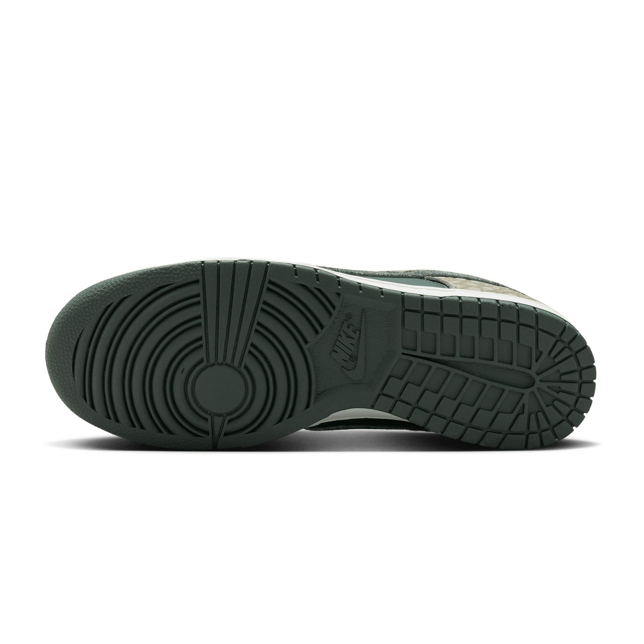 Nike Dunk Low Retro Premium Dark Stucco/Vintage Green HF4878-053