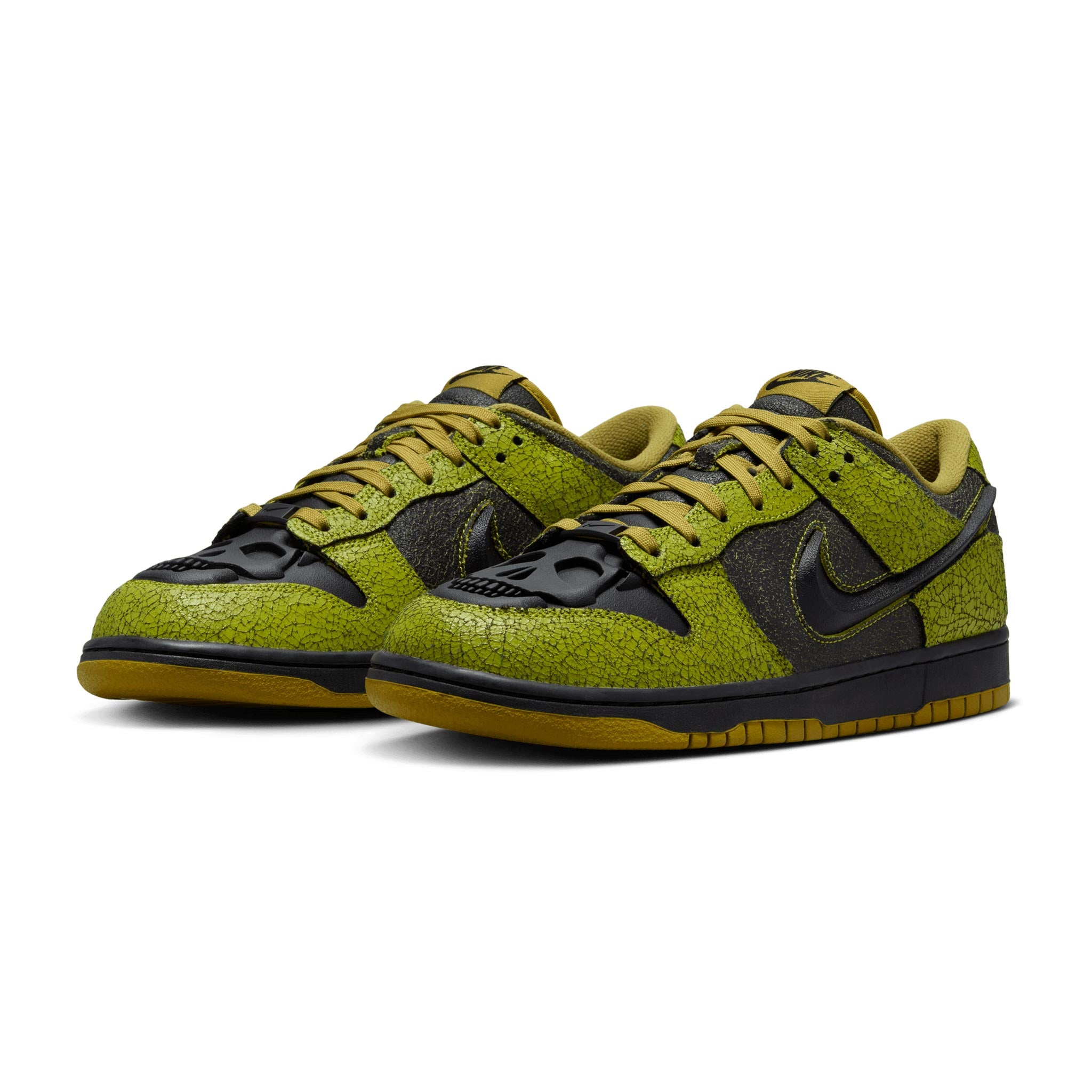 Nike dunks black and green shop