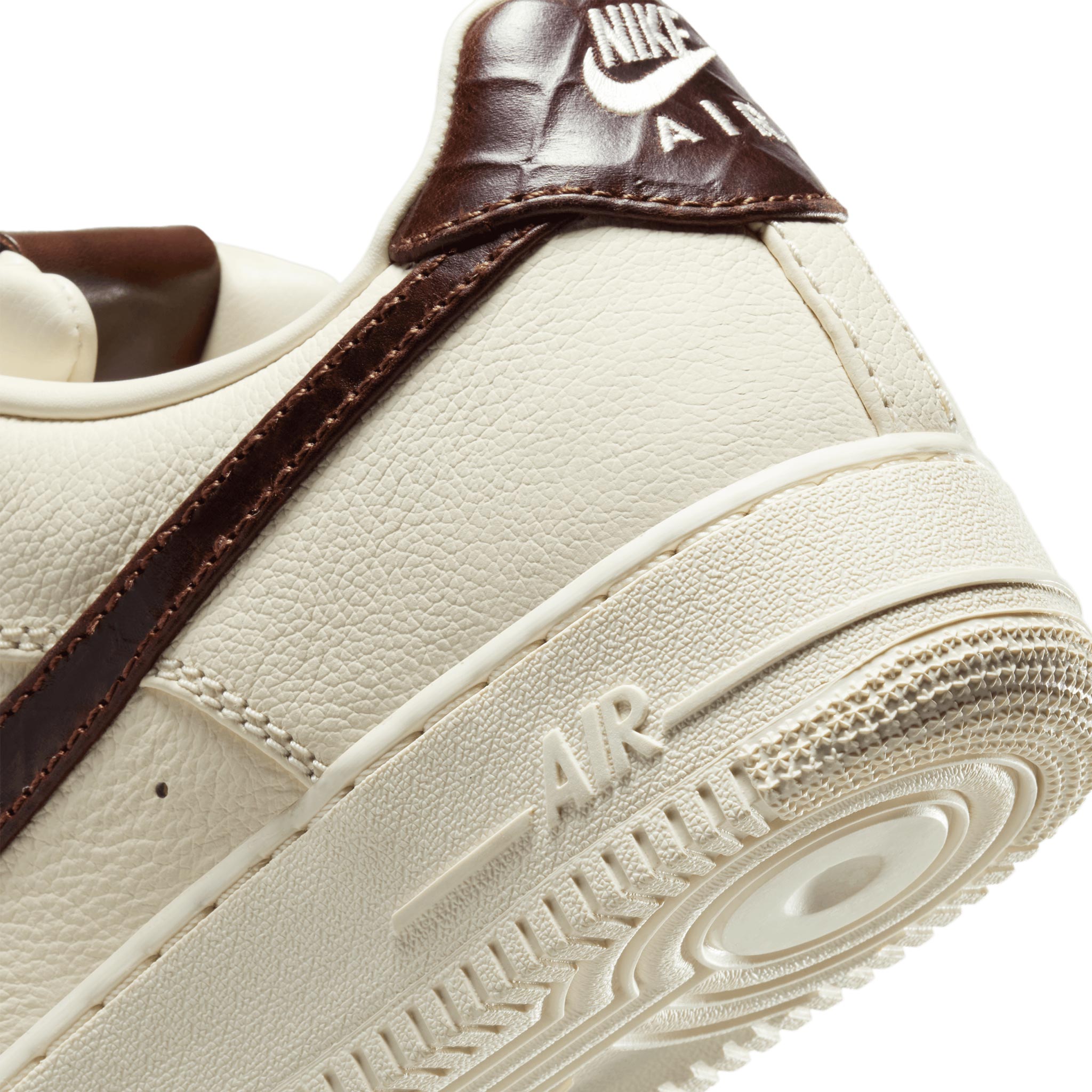 Nike Air Force 1 '07 SOFT PEARL/GHOST-WHITE IH7332-001 – Capsule