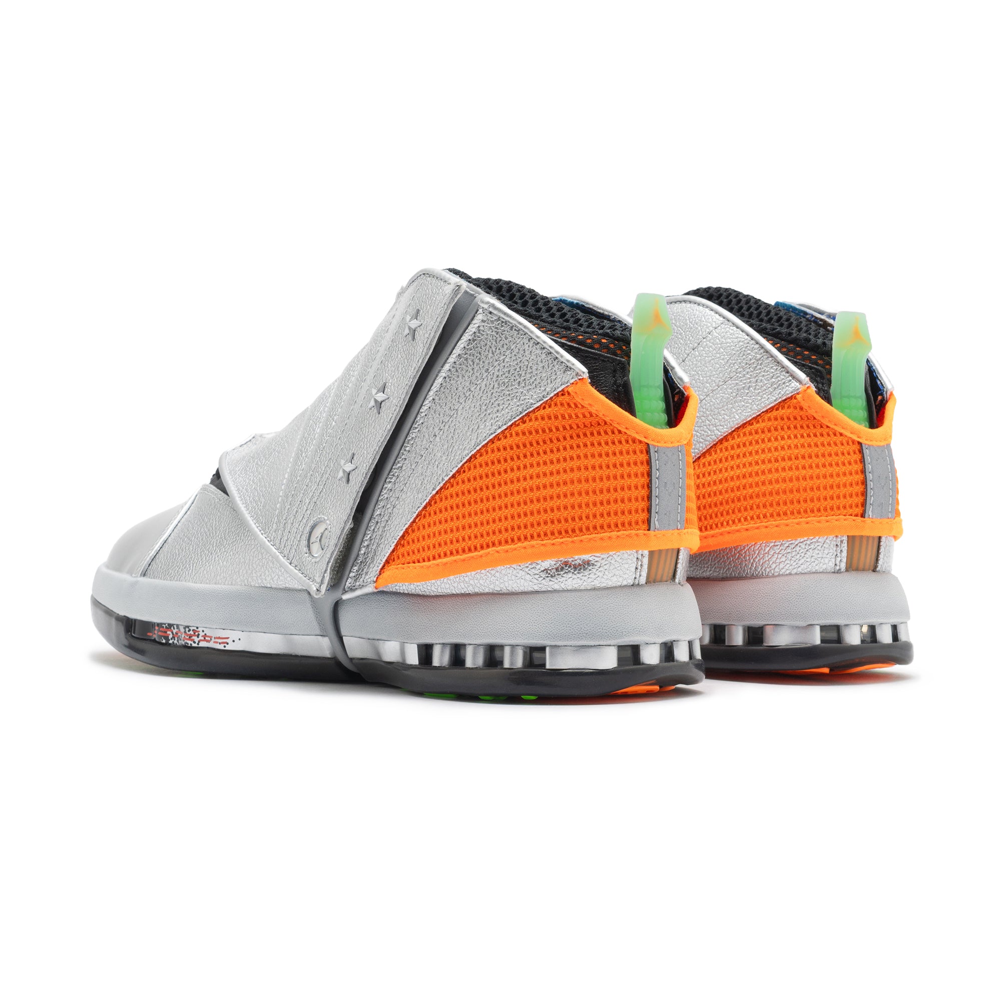 Air Jordan 16 Free The Youth SP METALLIC SILVER/PICANTE RED IV7638-001