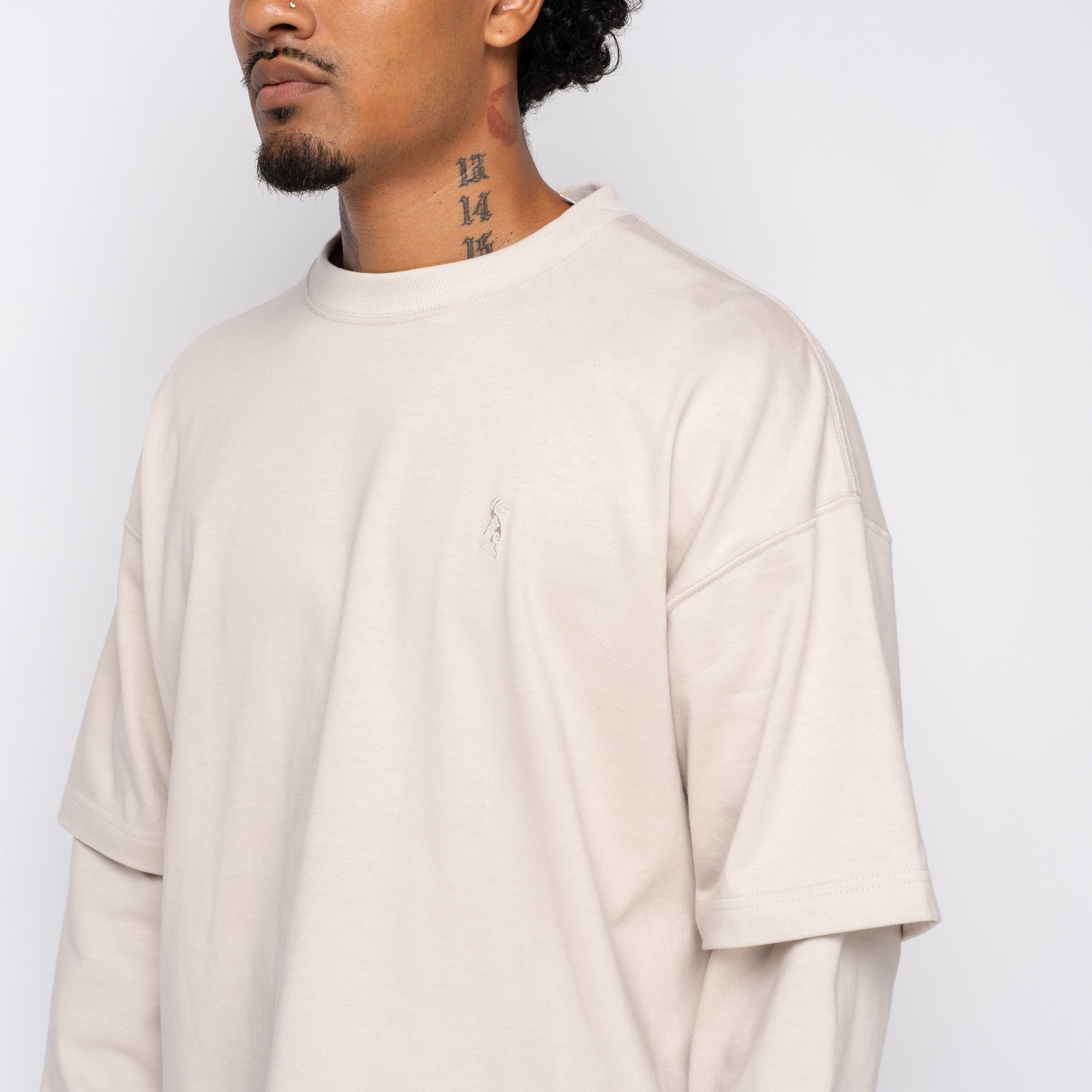Layered LS Tee Greige 1007AWCS01