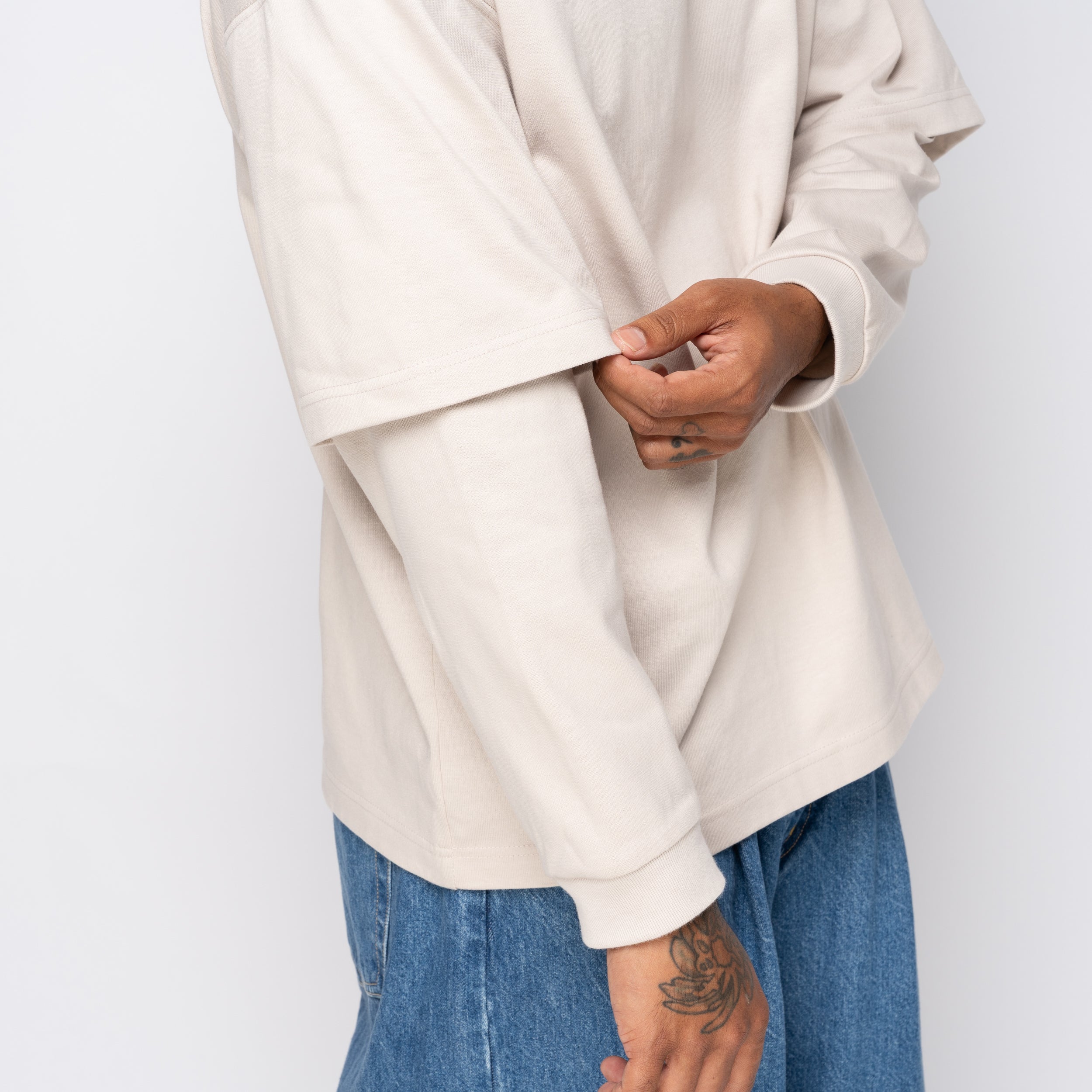 Layered LS Tee Greige 1007AWCS01