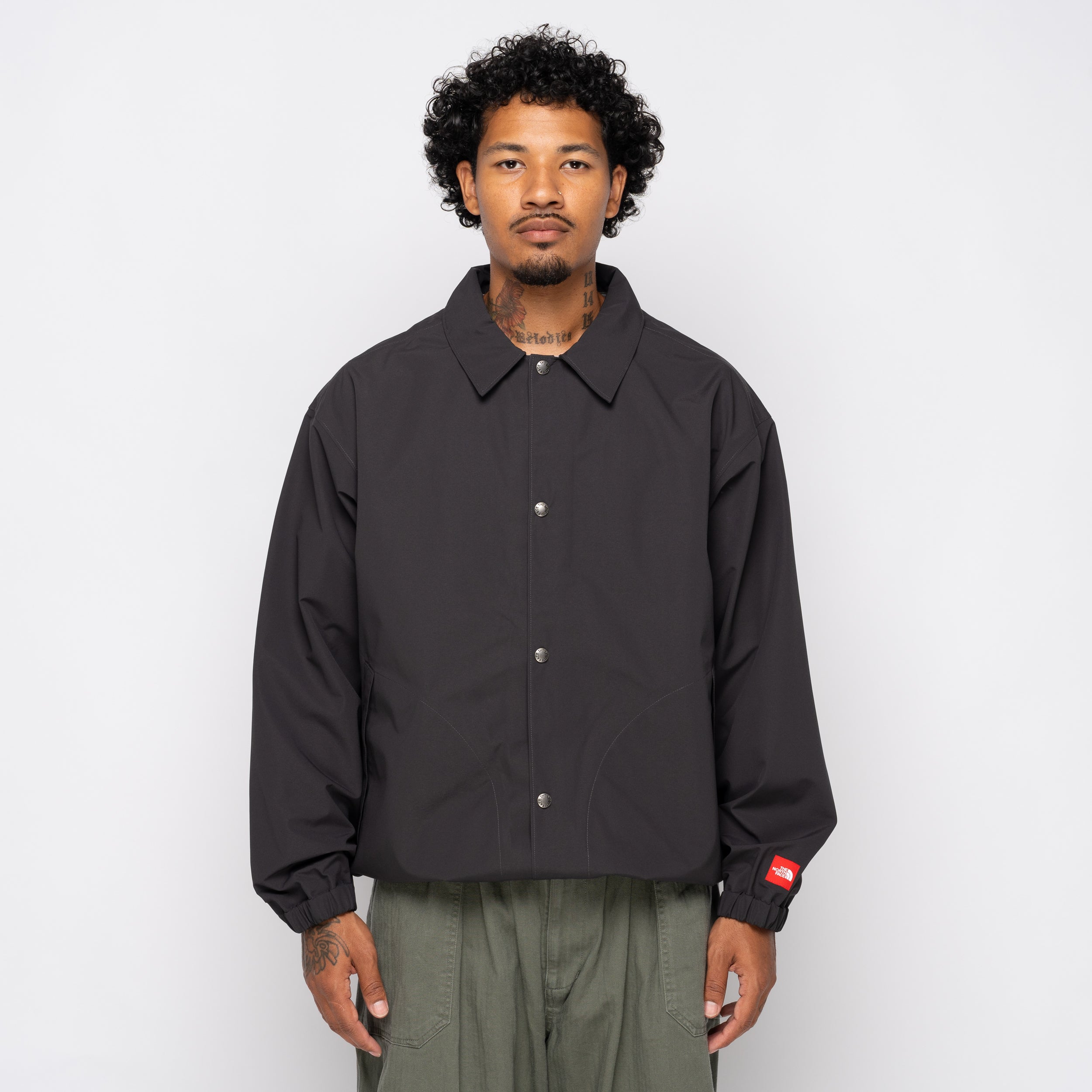 TNF Red Box Coach Jacket Obsidian NF0A8EFT – Capsule