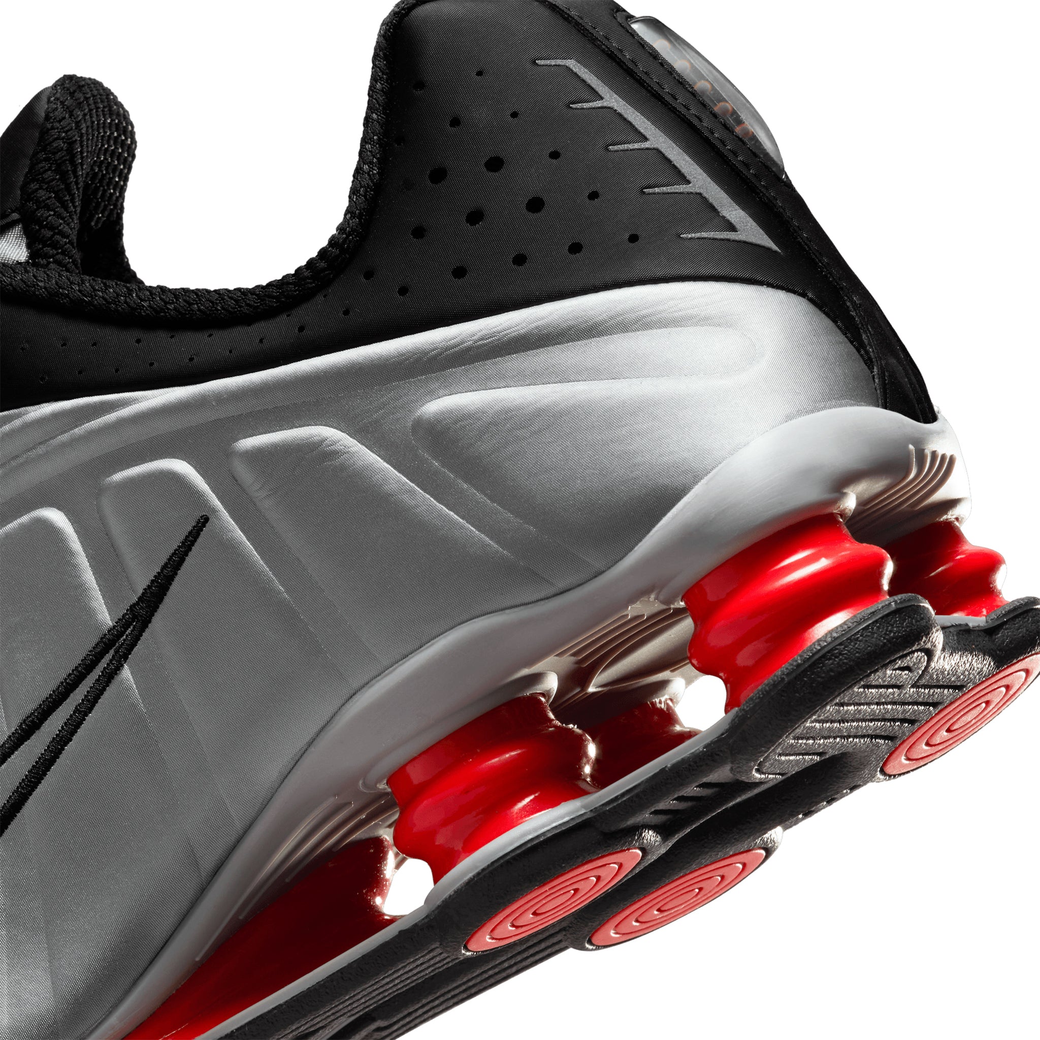 Nike shox silver hotsell