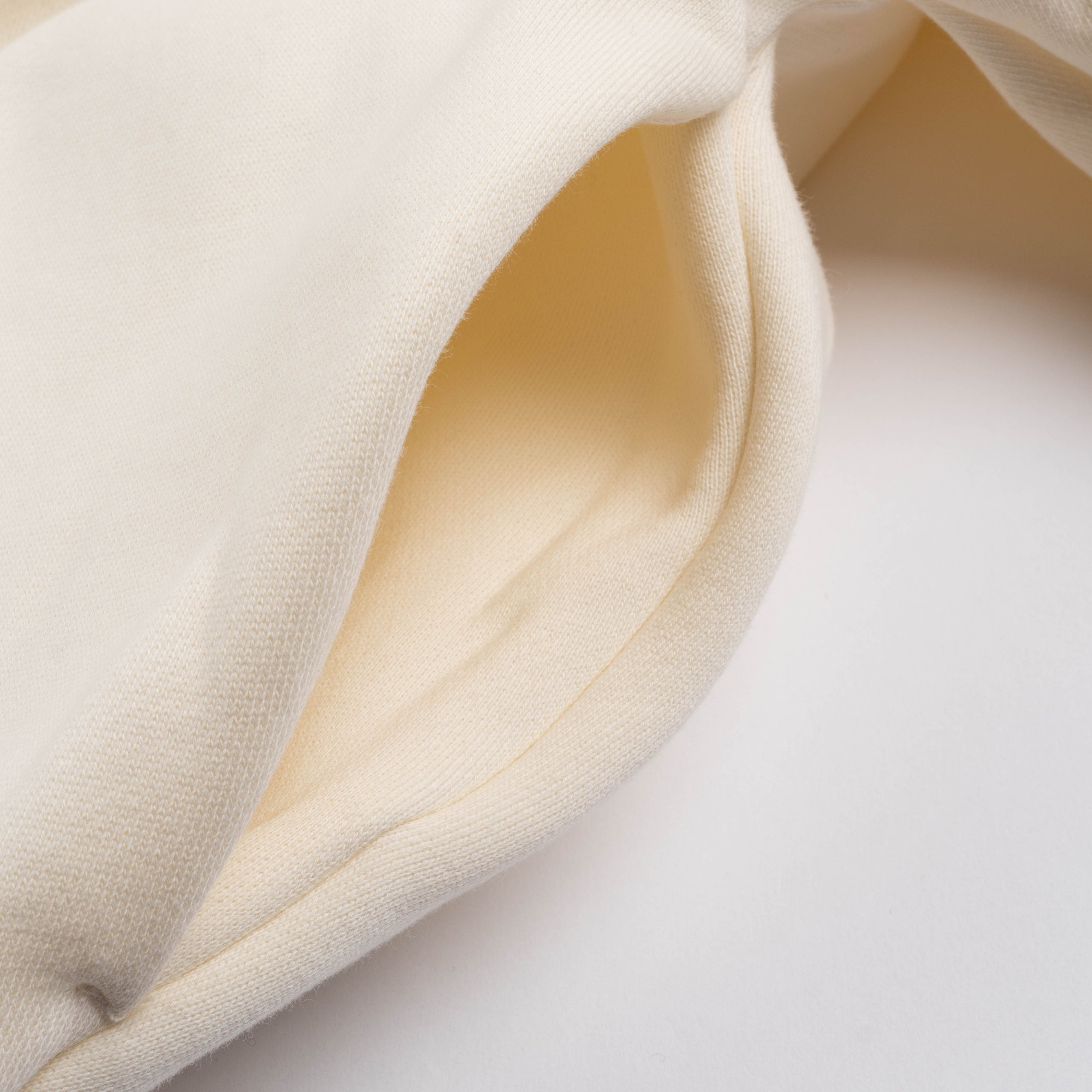 Essentials Crewneck Core FW23 Cloud Dancer