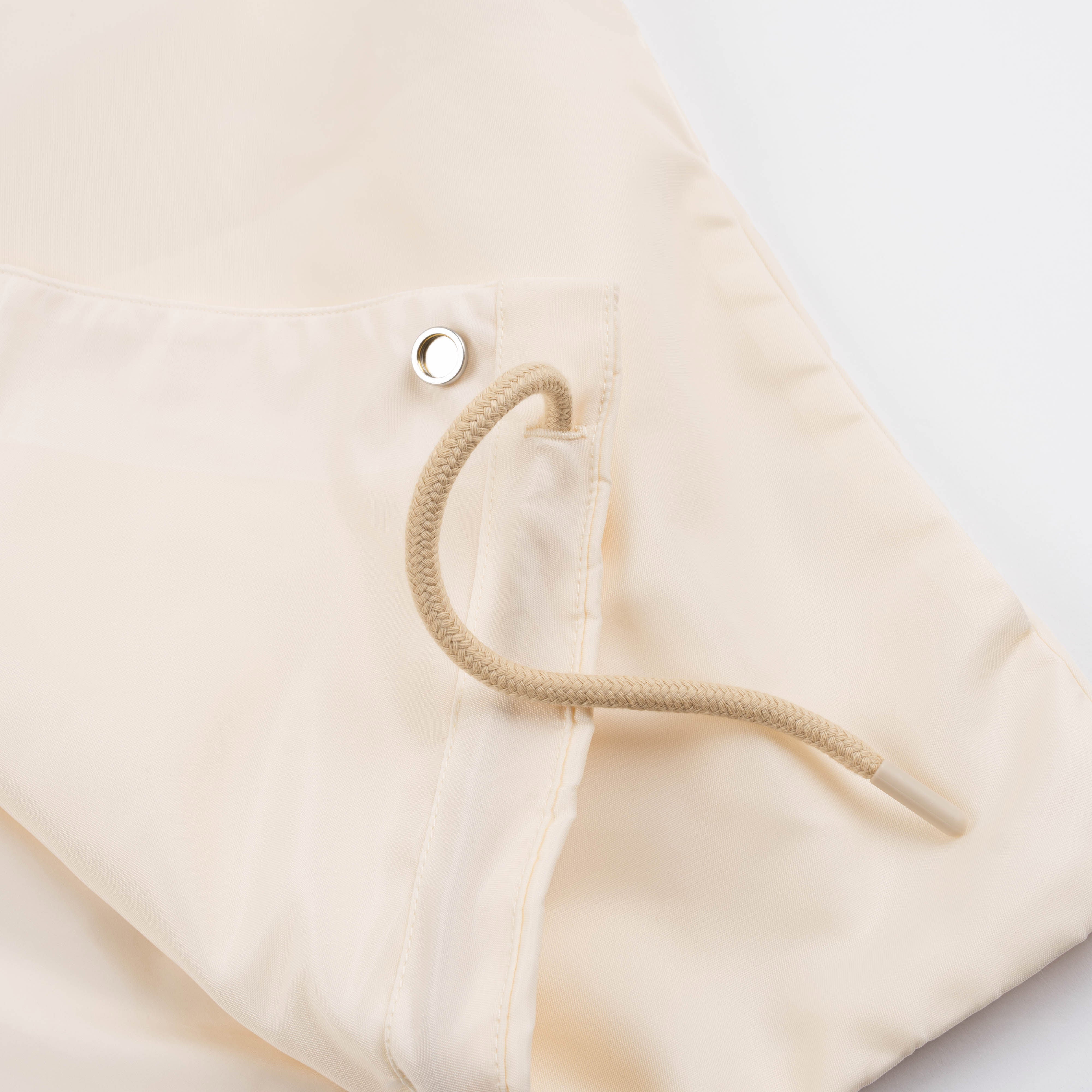 Essentials Coaches Jacket FW23 Cloud Dancer