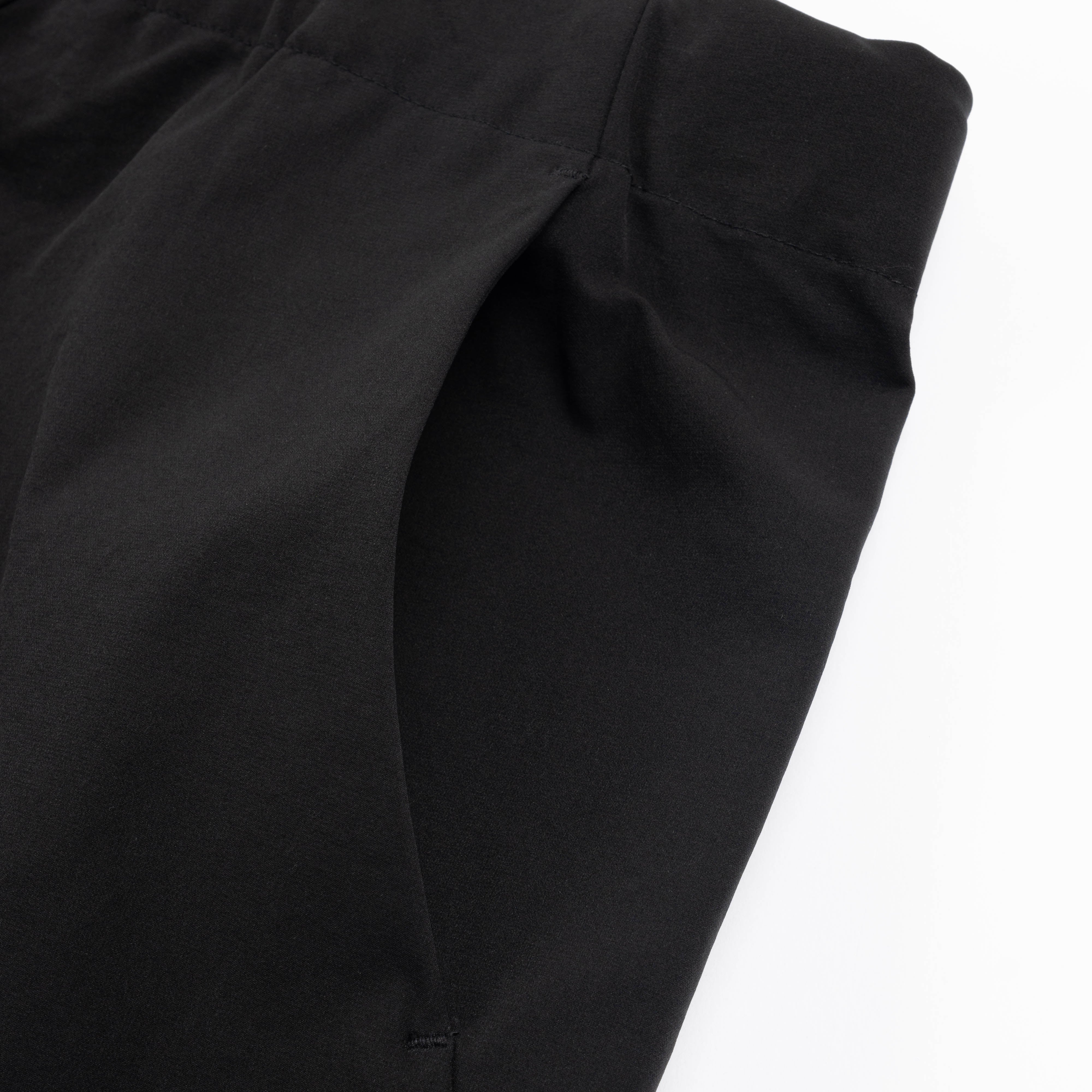 Goldwin One Tuck Stretch Pant Black GL73172 – Capsule