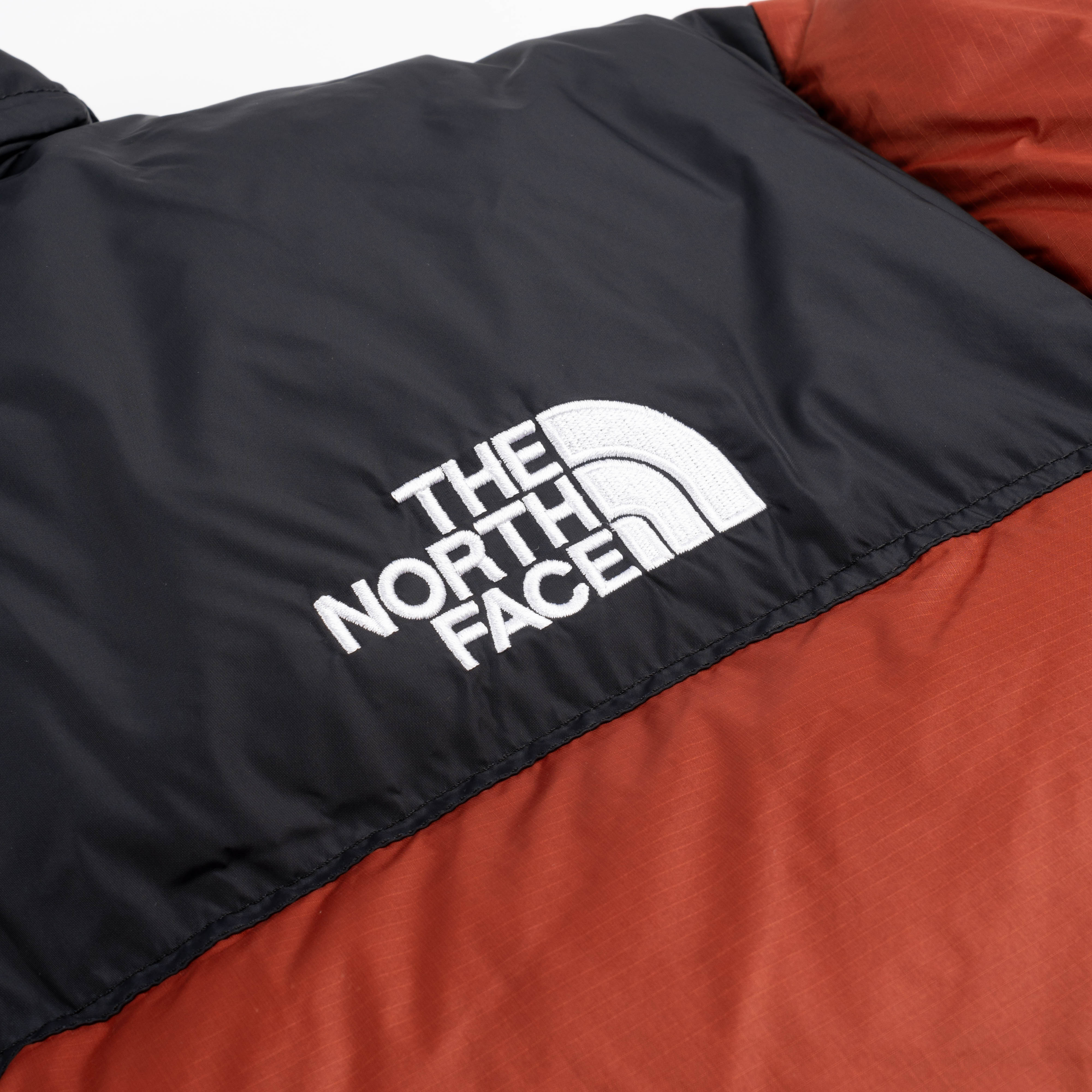 TNF 1996 Nuptse Jacket NF0A3C8D Brandy